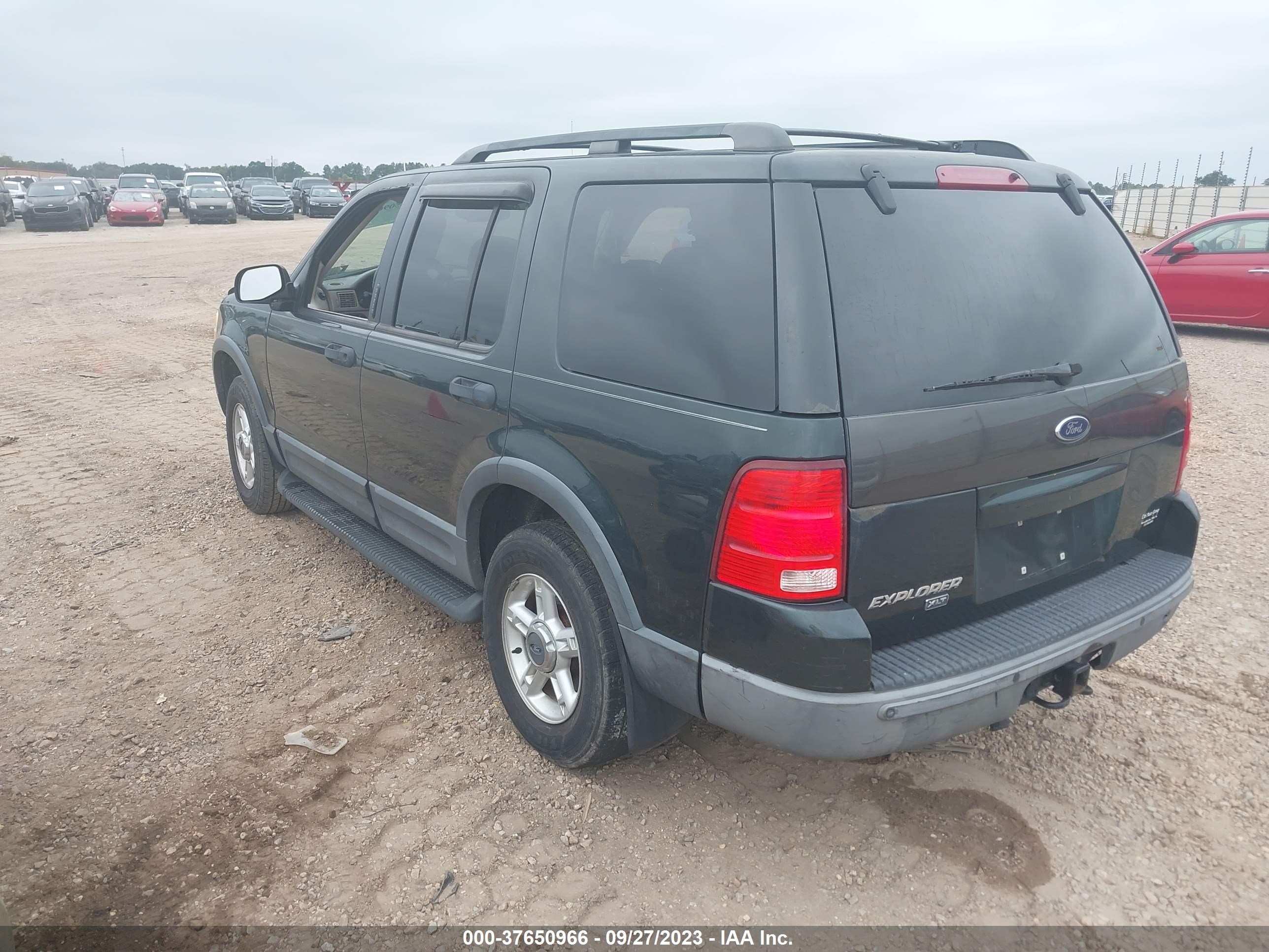 Photo 2 VIN: 1FMZU73KX3UA06351 - FORD EXPLORER 