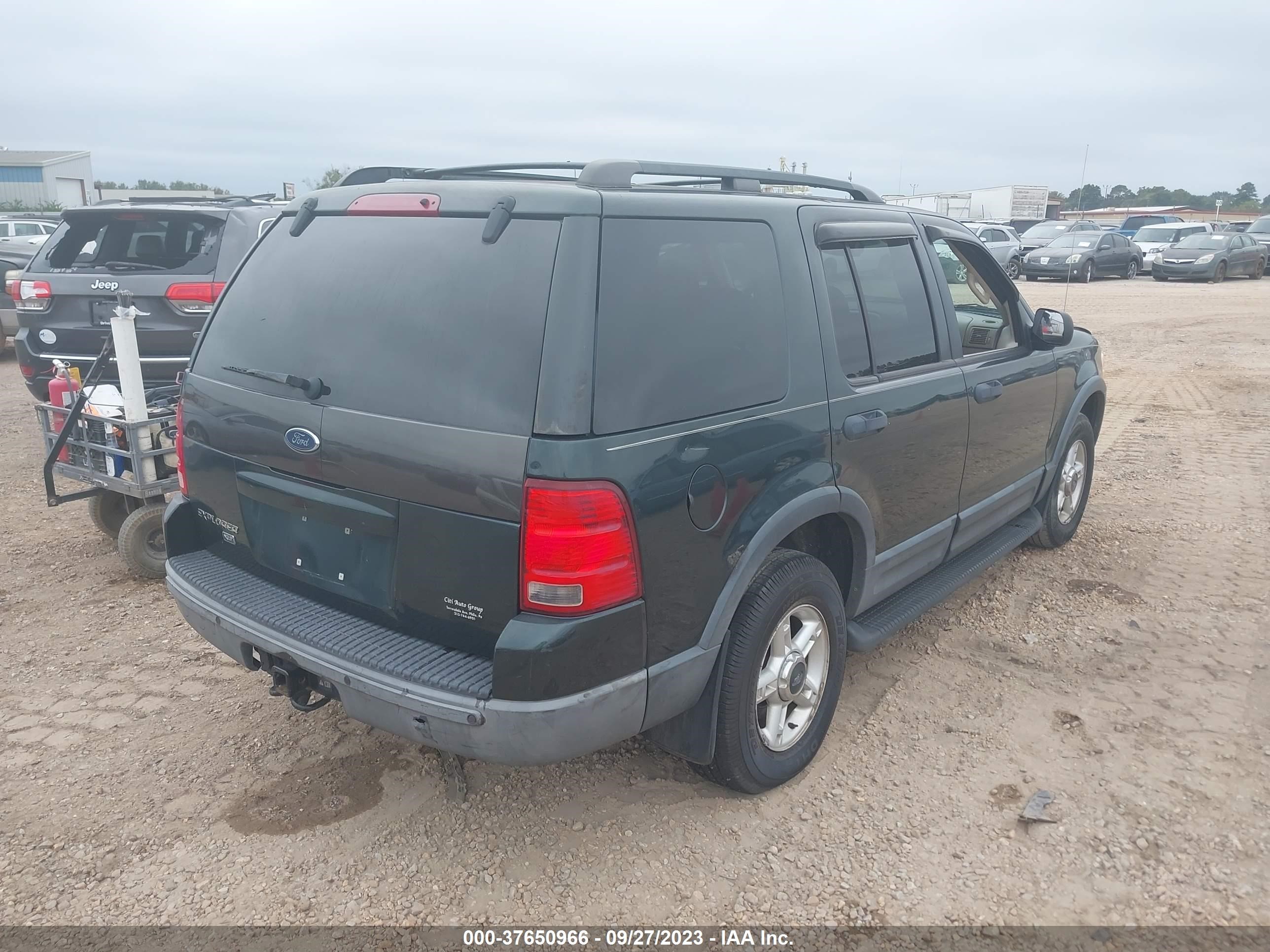 Photo 3 VIN: 1FMZU73KX3UA06351 - FORD EXPLORER 