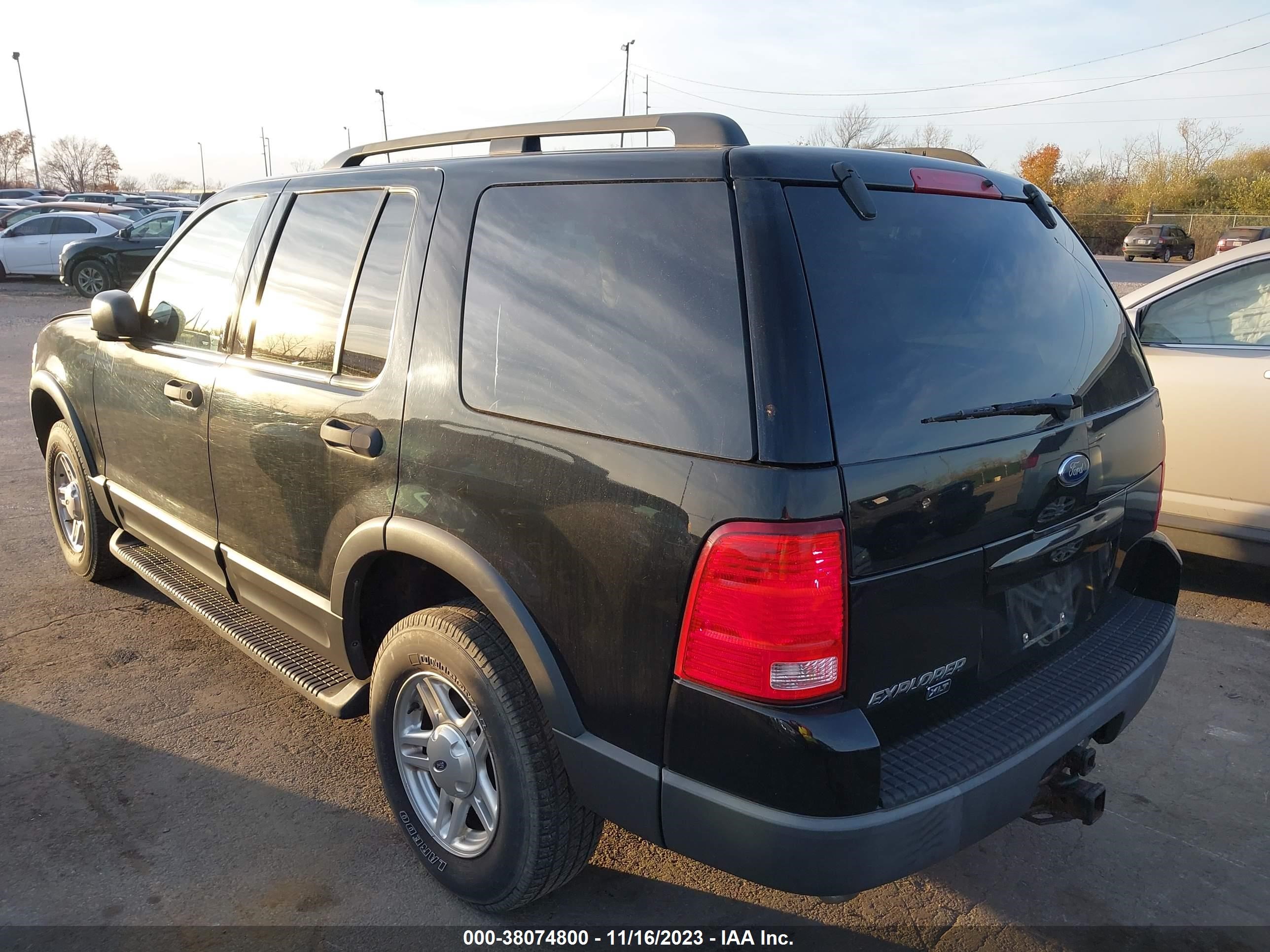 Photo 2 VIN: 1FMZU73KX3ZA77732 - FORD EXPLORER 