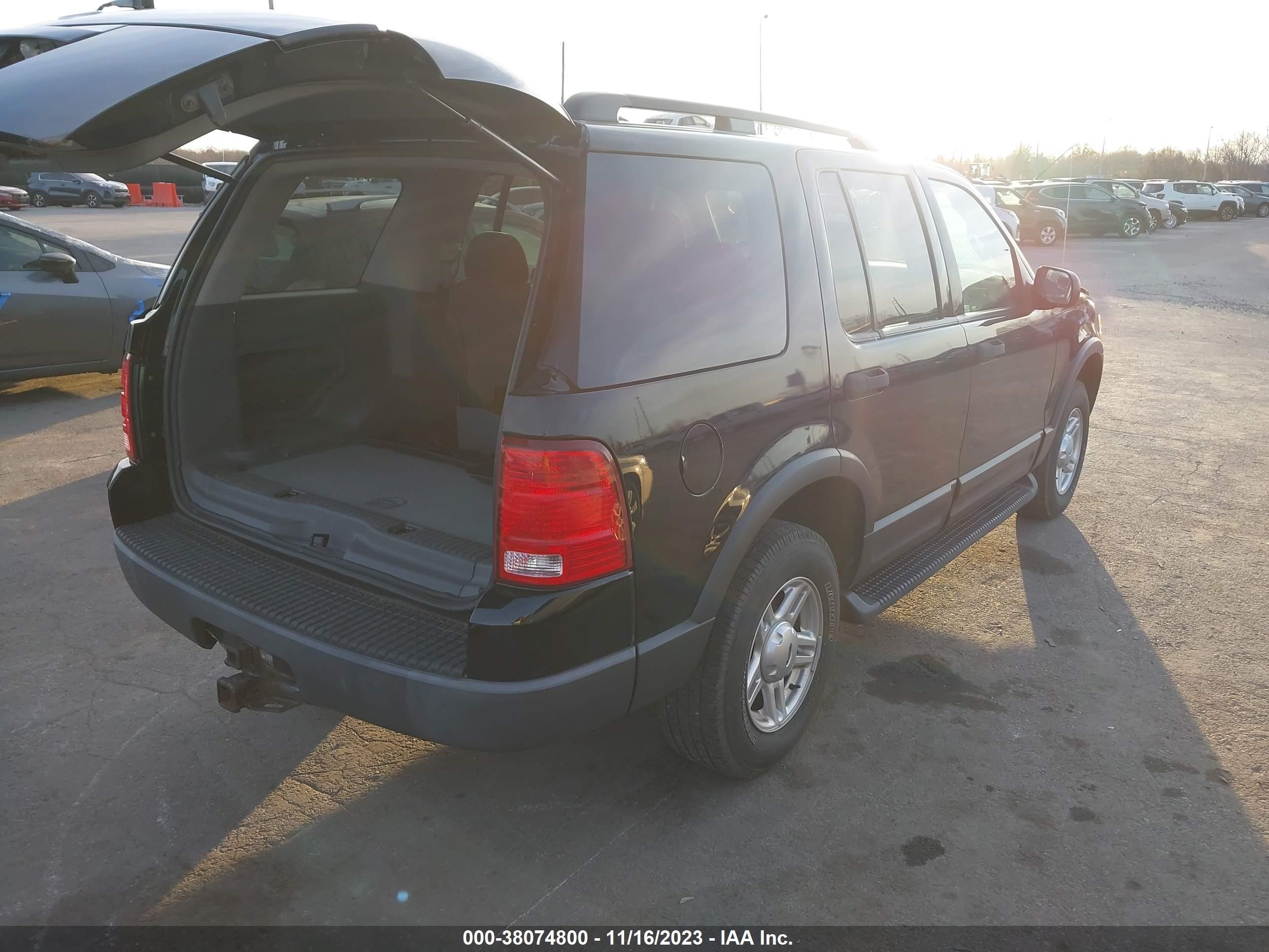 Photo 3 VIN: 1FMZU73KX3ZA77732 - FORD EXPLORER 