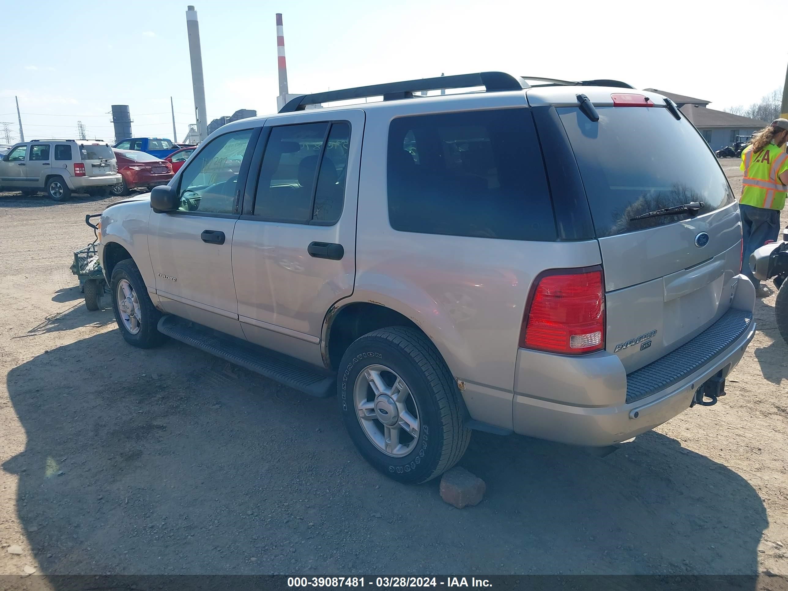 Photo 2 VIN: 1FMZU73W45UA96506 - FORD EXPLORER 