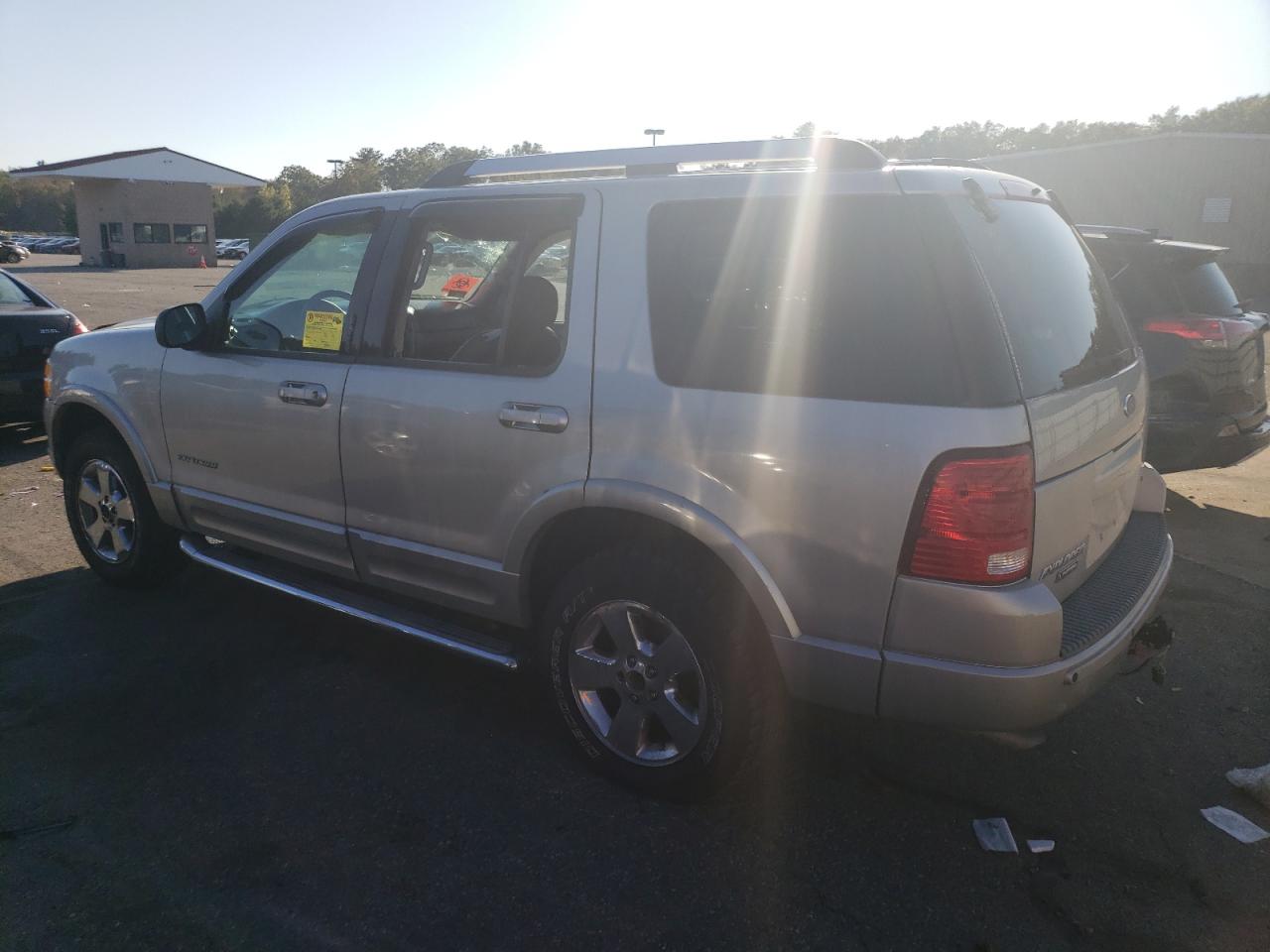 Photo 1 VIN: 1FMZU75E85UA67417 - FORD EXPLORER 