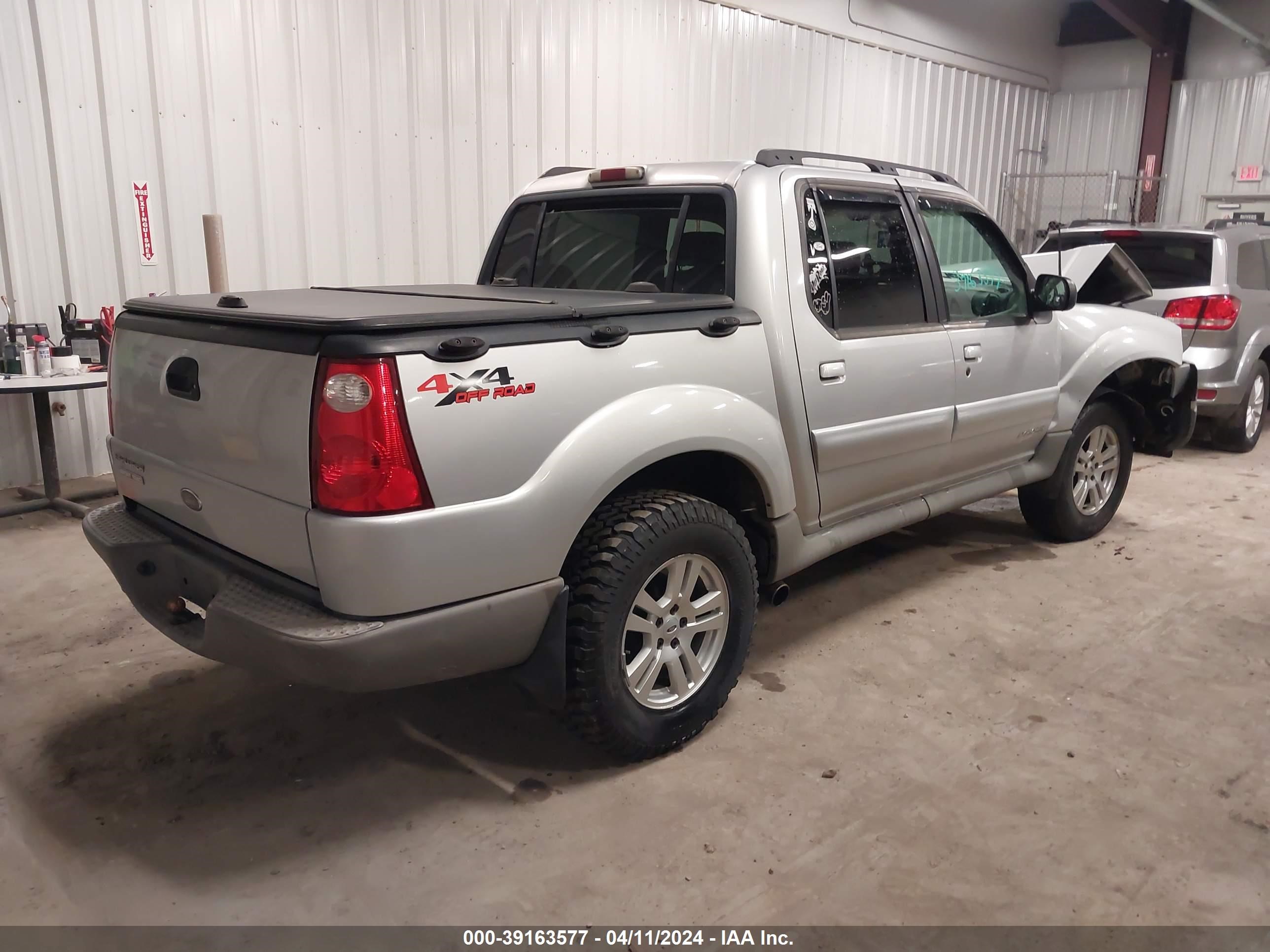 Photo 3 VIN: 1FMZU77E11UB69181 - FORD EXPLORER SPORT TRAC 