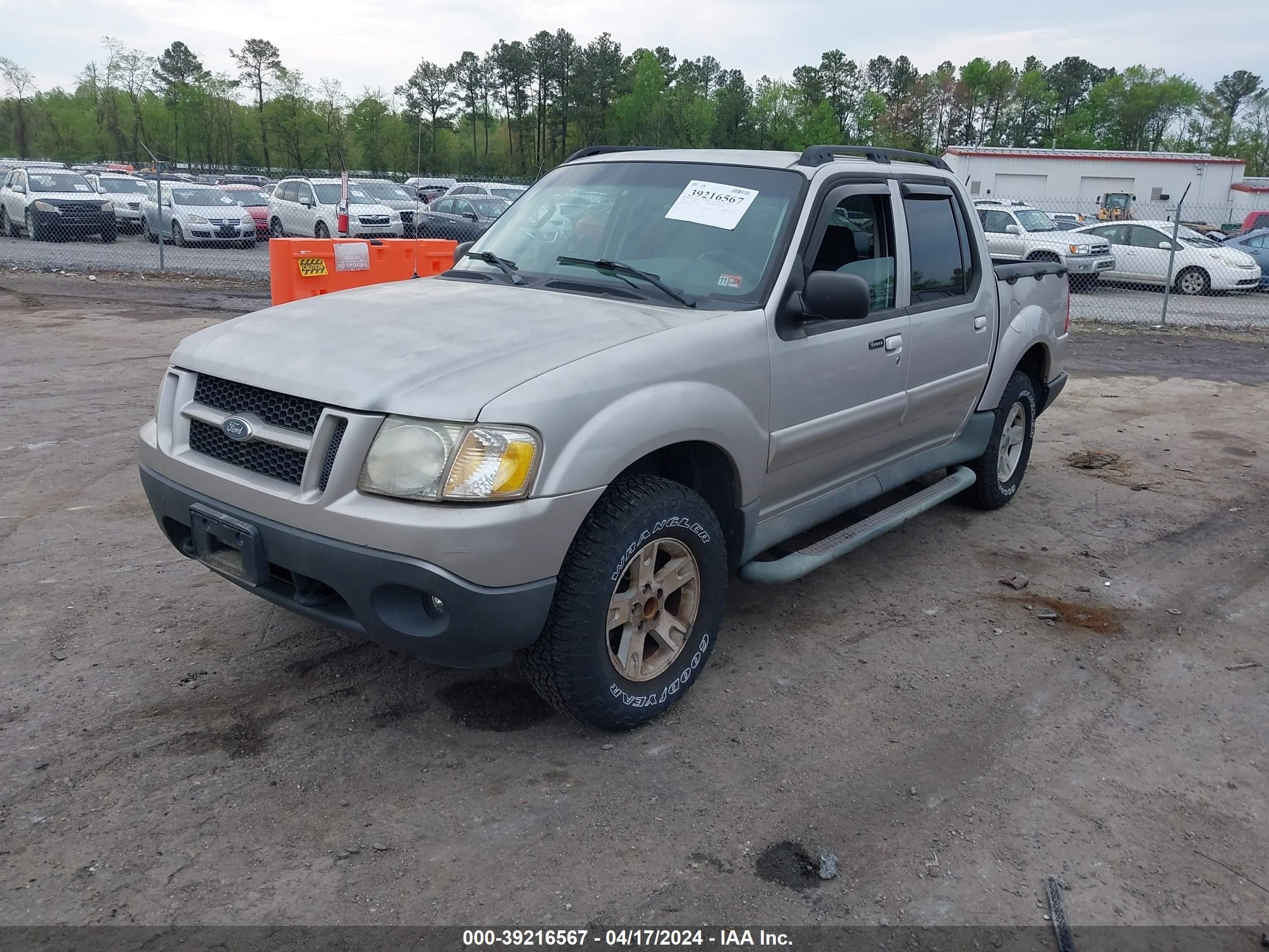 Photo 1 VIN: 1FMZU77K85UB13749 - FORD EXPLORER SPORT TRAC 