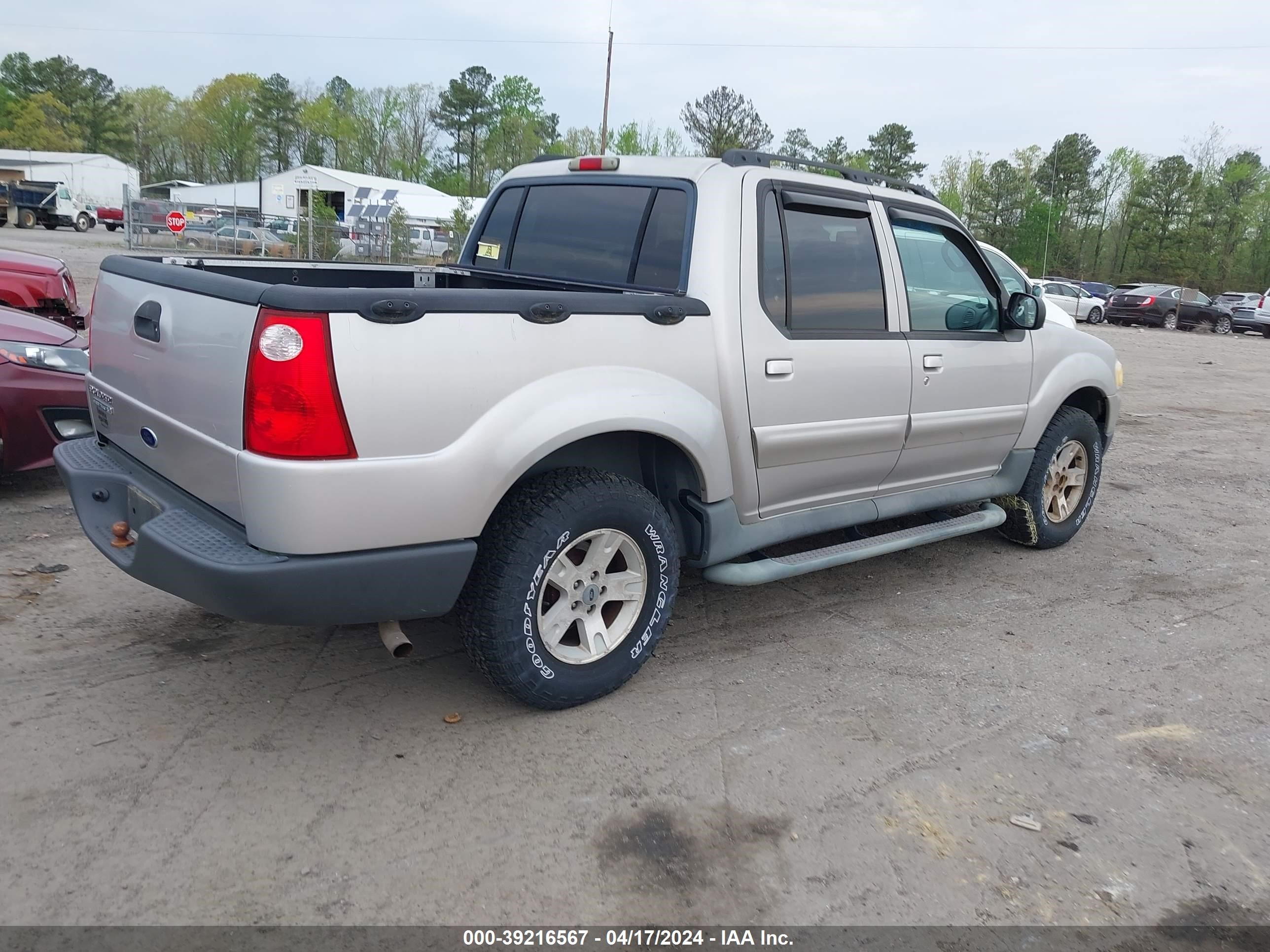 Photo 3 VIN: 1FMZU77K85UB13749 - FORD EXPLORER SPORT TRAC 