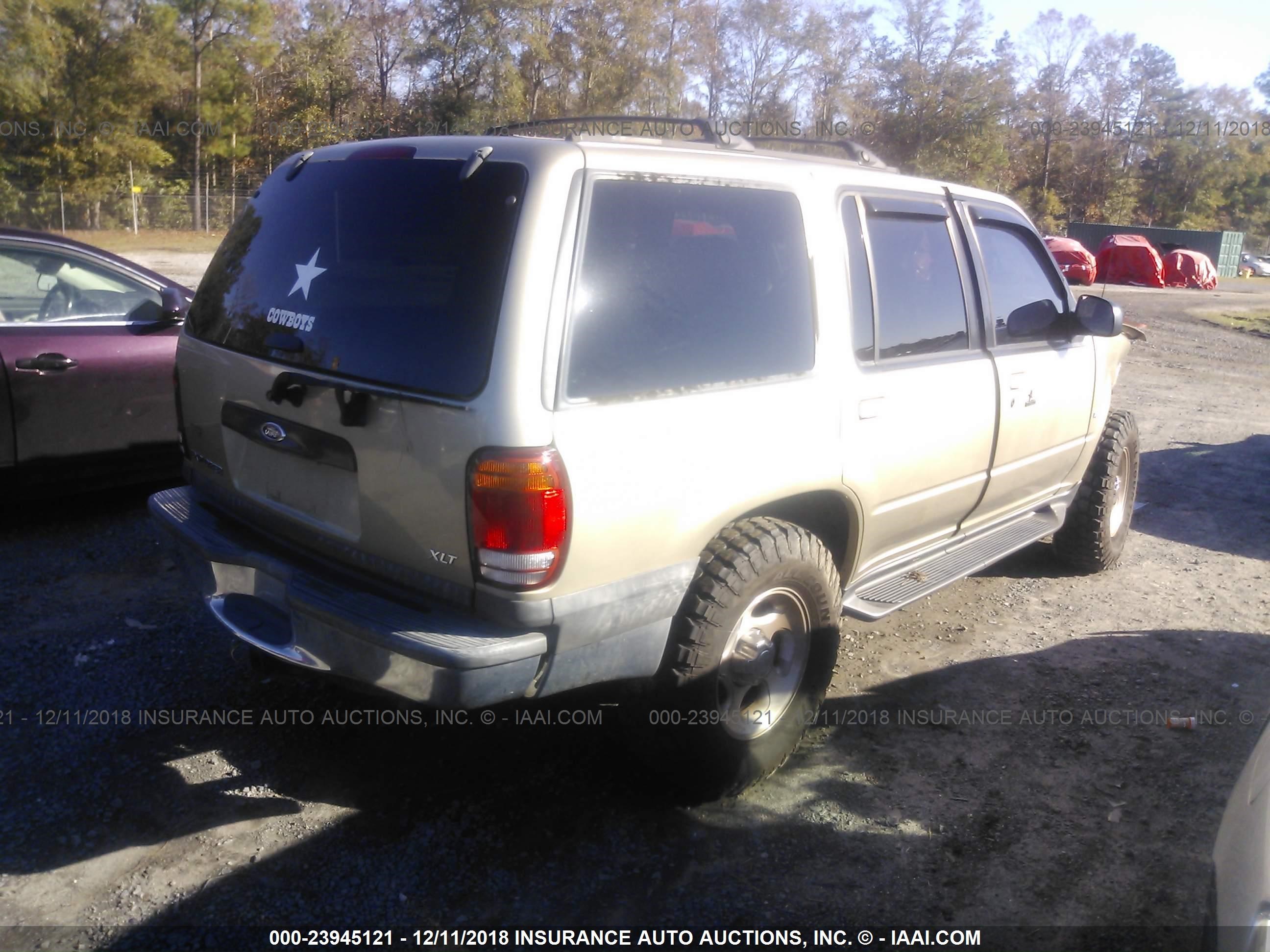 Photo 3 VIN: 1FMZU83PX1UB55308 - FORD EXPLORER 