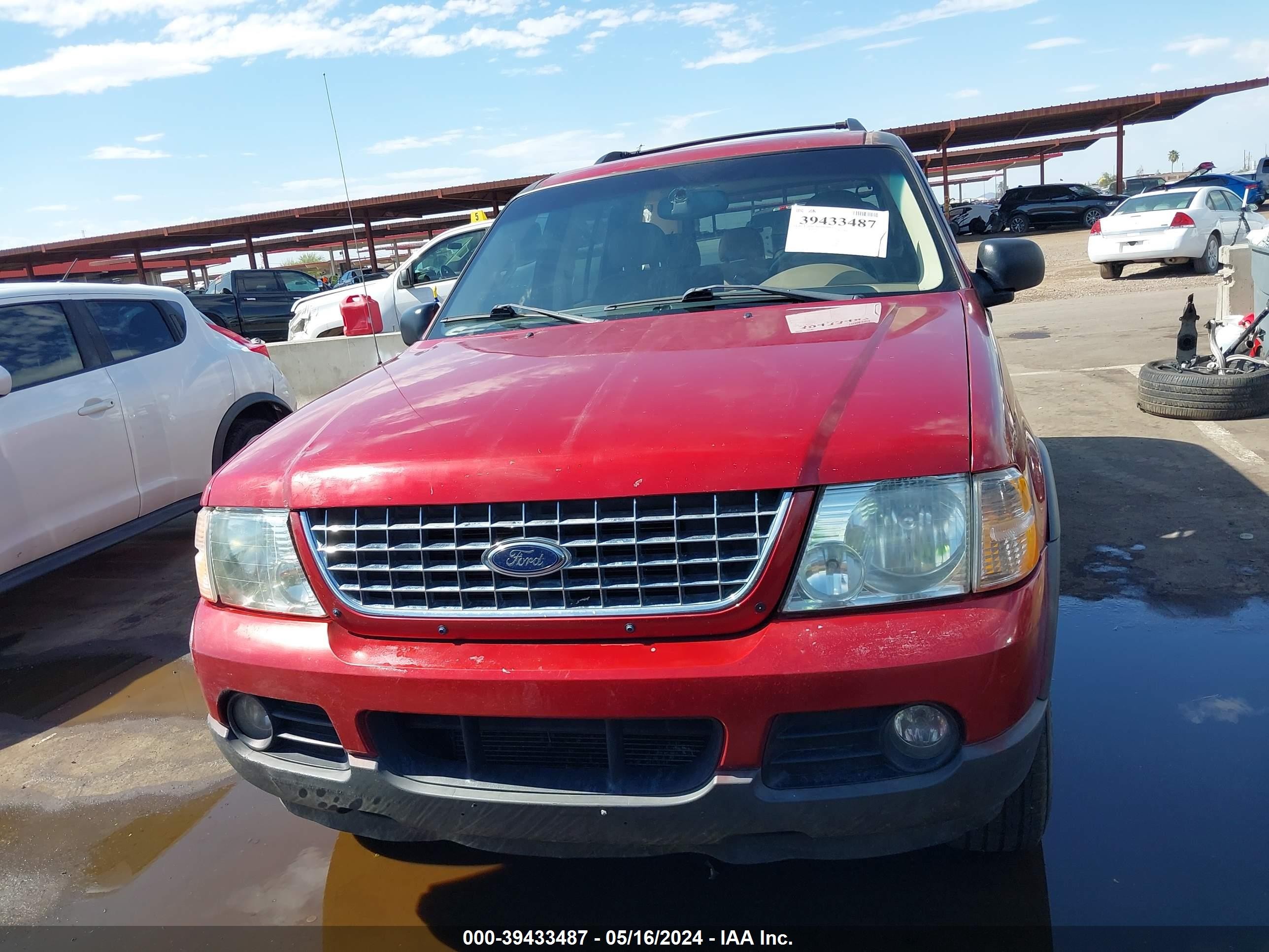 Photo 11 VIN: 1FMZU83W23UB21566 - FORD EXPLORER 