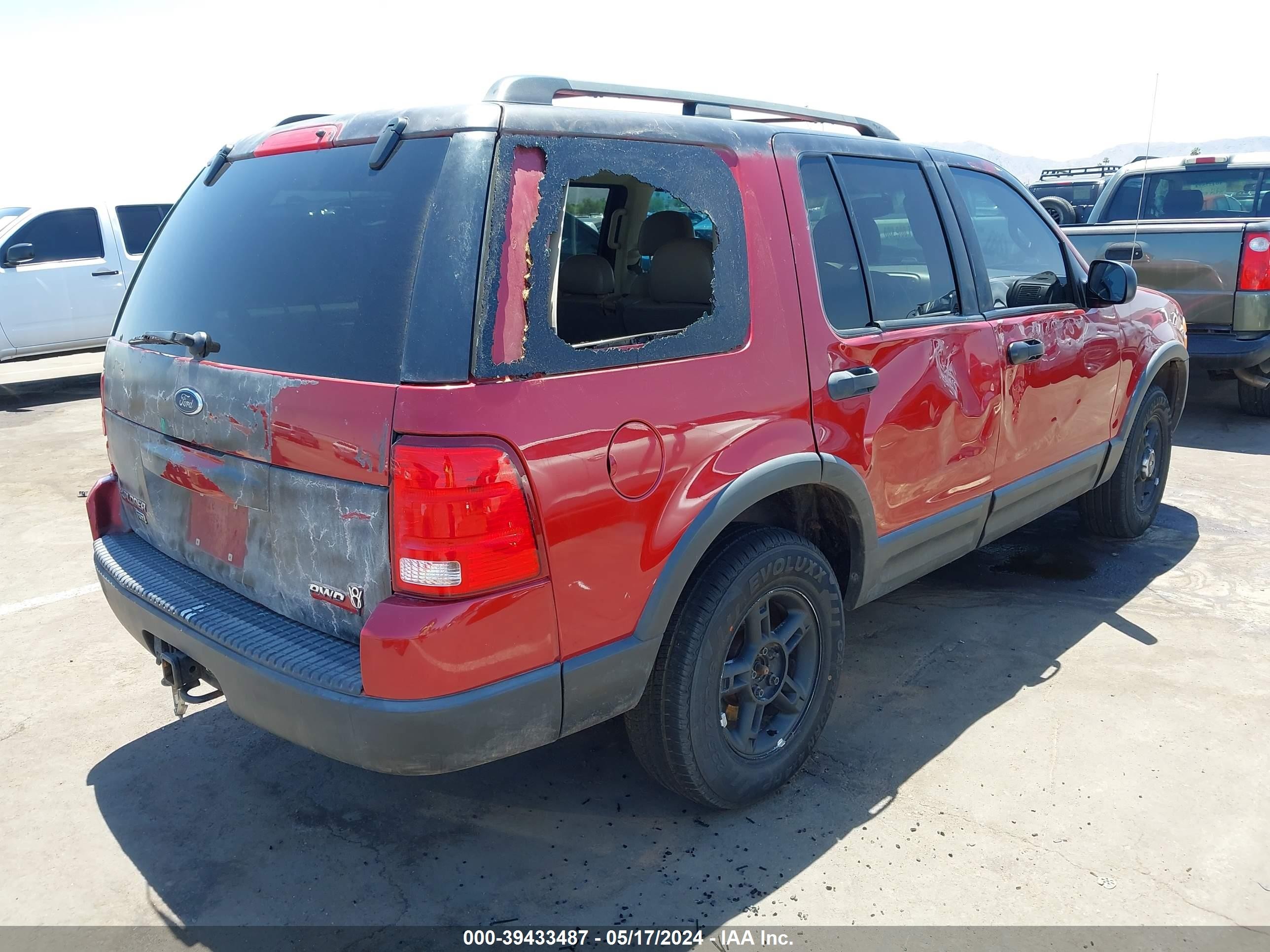 Photo 3 VIN: 1FMZU83W23UB21566 - FORD EXPLORER 