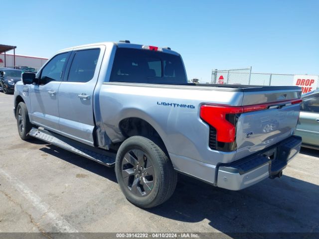 Photo 2 VIN: 1FT6W1EV2NWG03443 - FORD F-150 LIGHTNING 