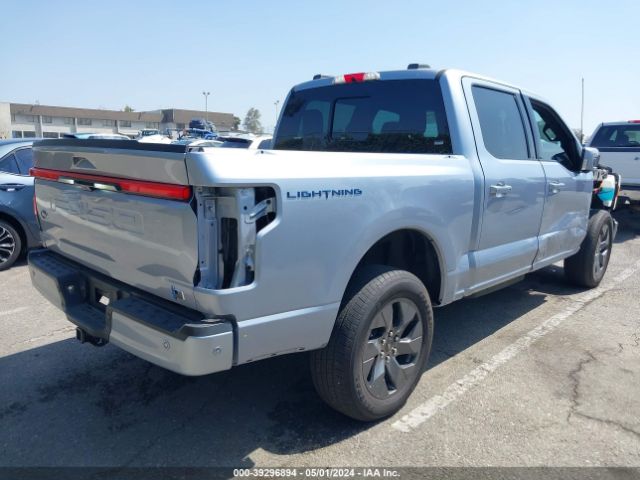 Photo 3 VIN: 1FT6W1EV2NWG09694 - FORD F-150 LIGHTNING 