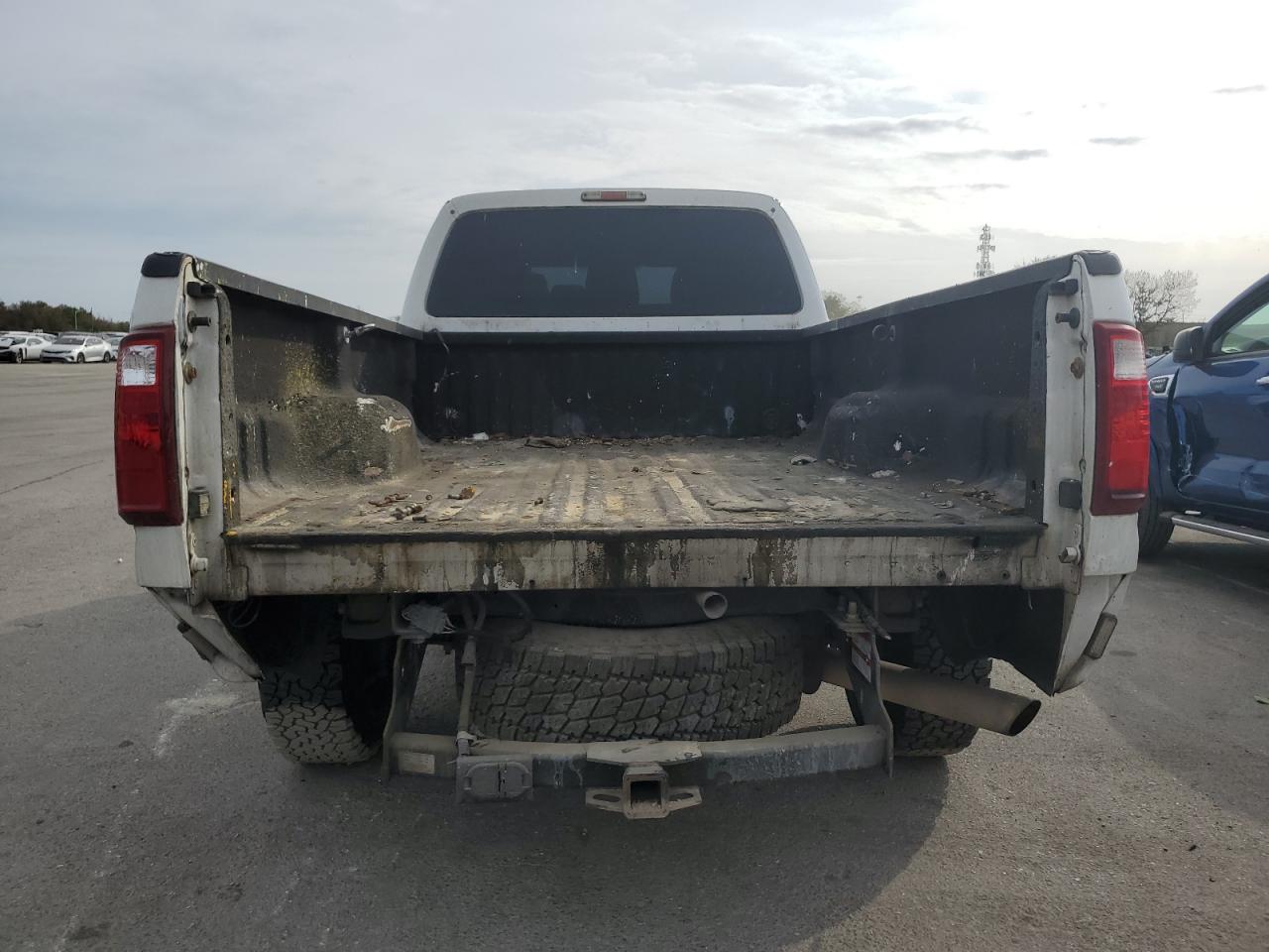 Photo 5 VIN: 1FT7W2A66DEB02715 - FORD F250 