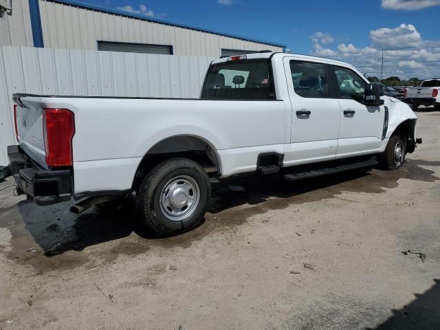 Photo 2 VIN: 1FT7W2AA2RED06780 - FORD F250 SUPER 