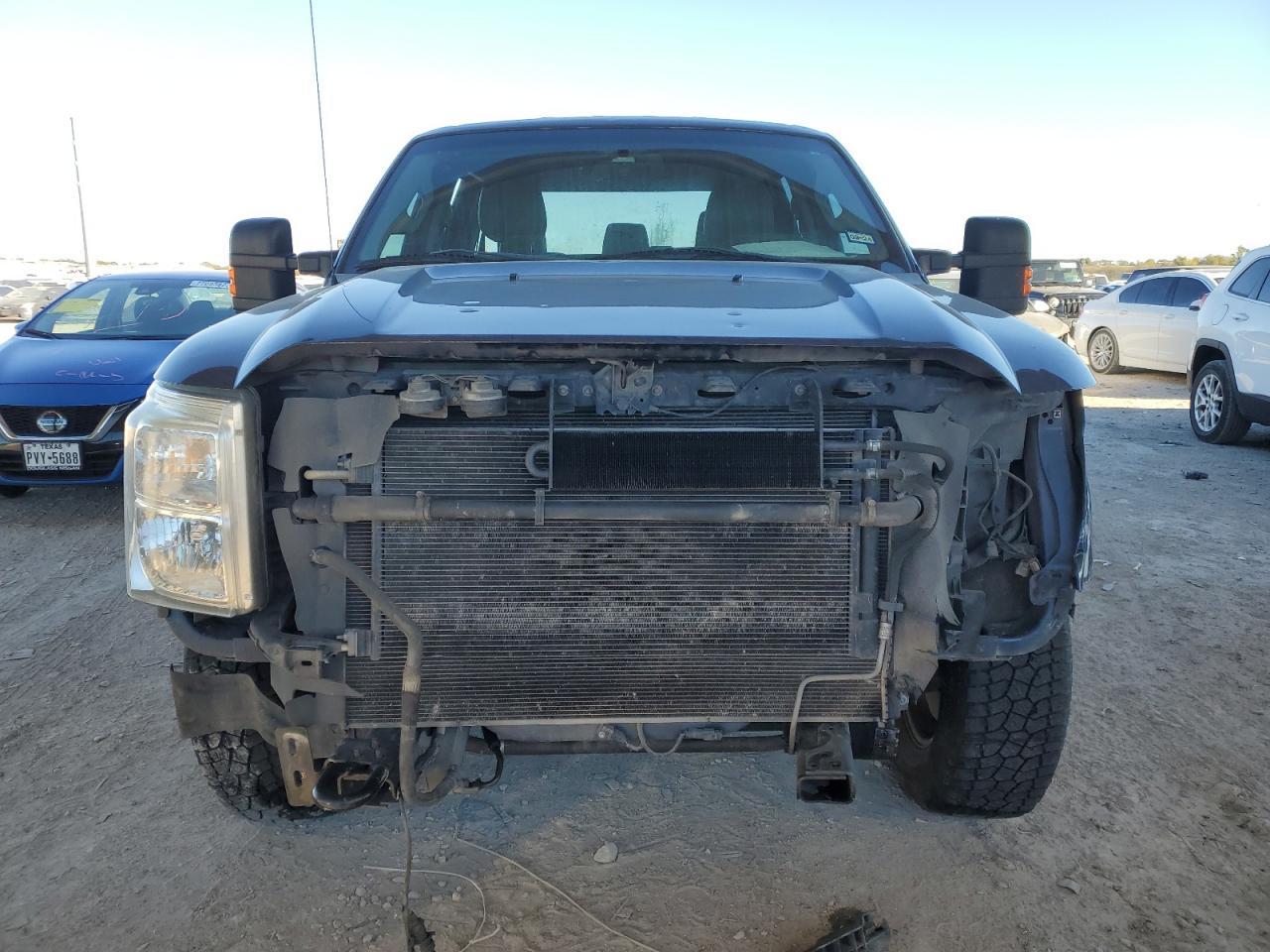 Photo 4 VIN: 1FT7W2AT9EEB00299 - FORD F250 