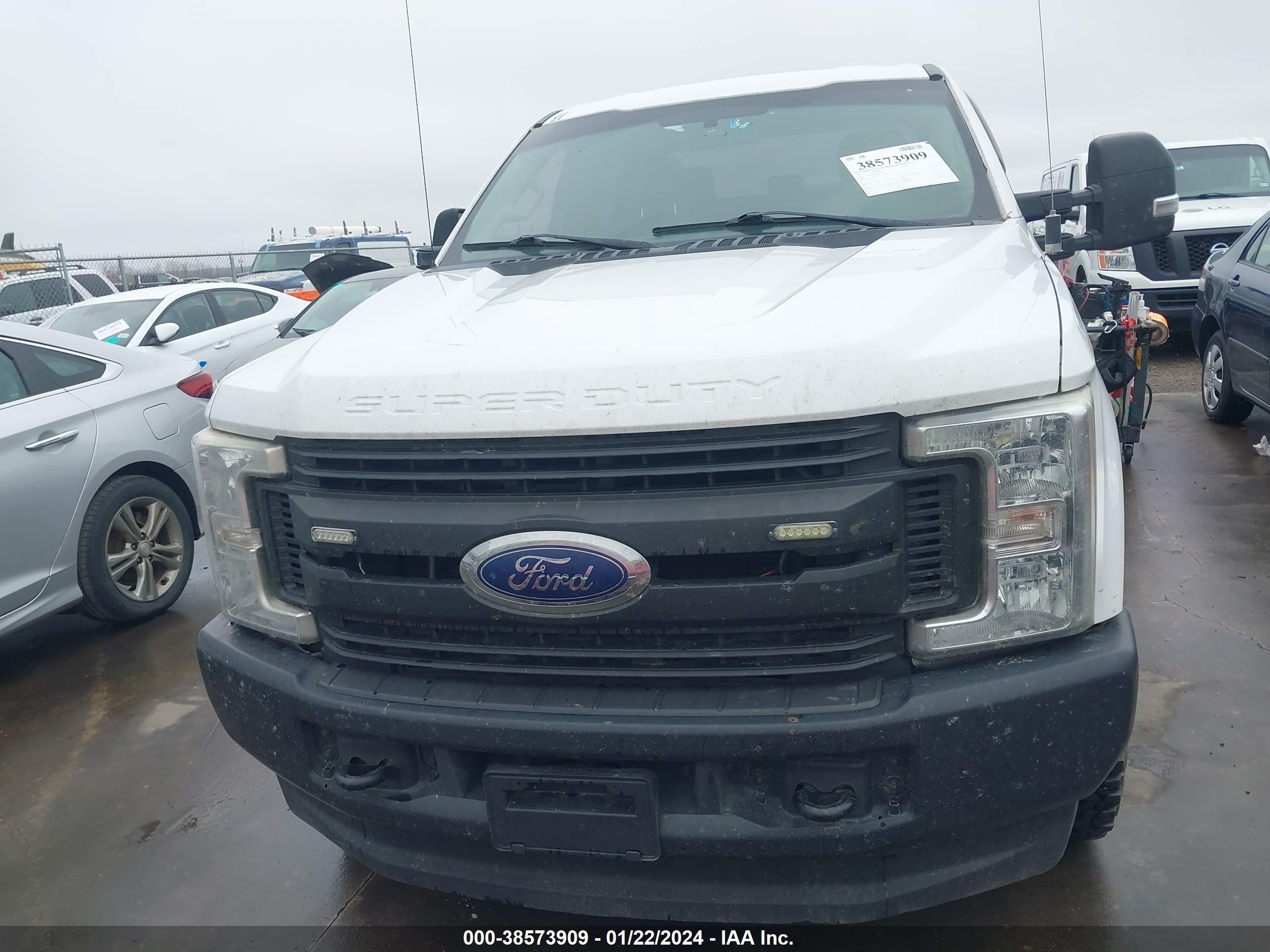 Photo 5 VIN: 1FT7W2B60HEF24774 - FORD F250 