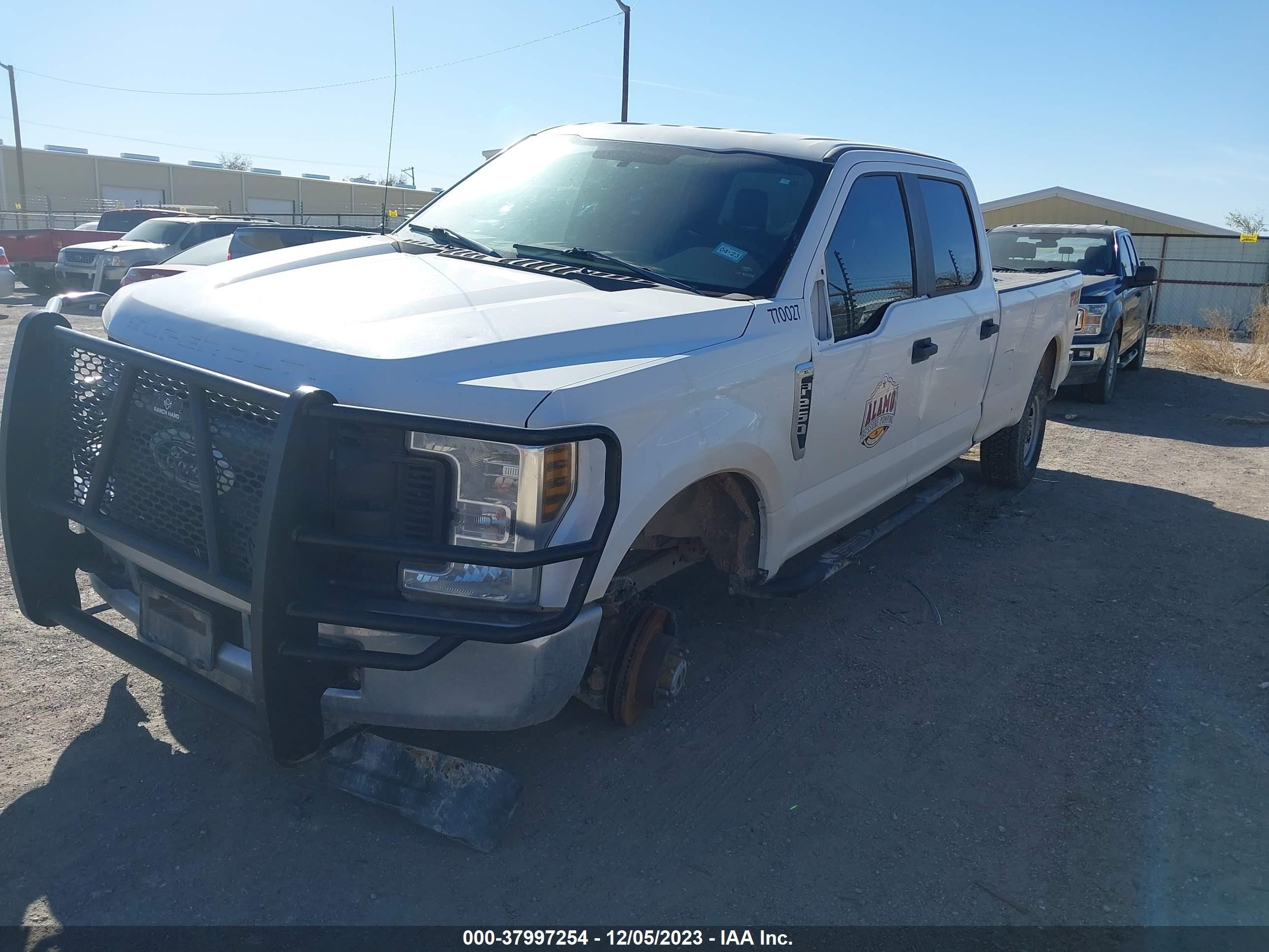 Photo 1 VIN: 1FT7W2B60JEB09122 - FORD F250 