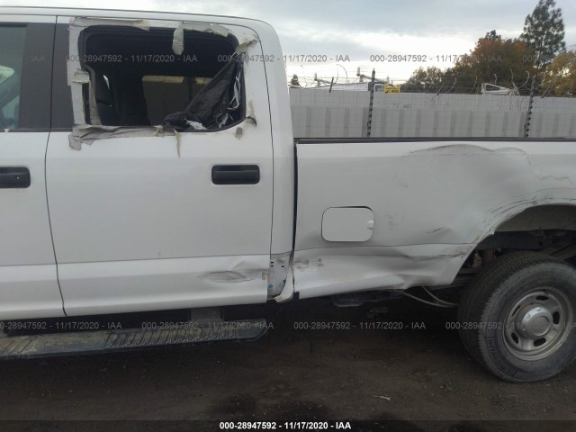 Photo 5 VIN: 1FT7W2B60JEC25095 - FORD SUPER DUTY F-250 SRW 