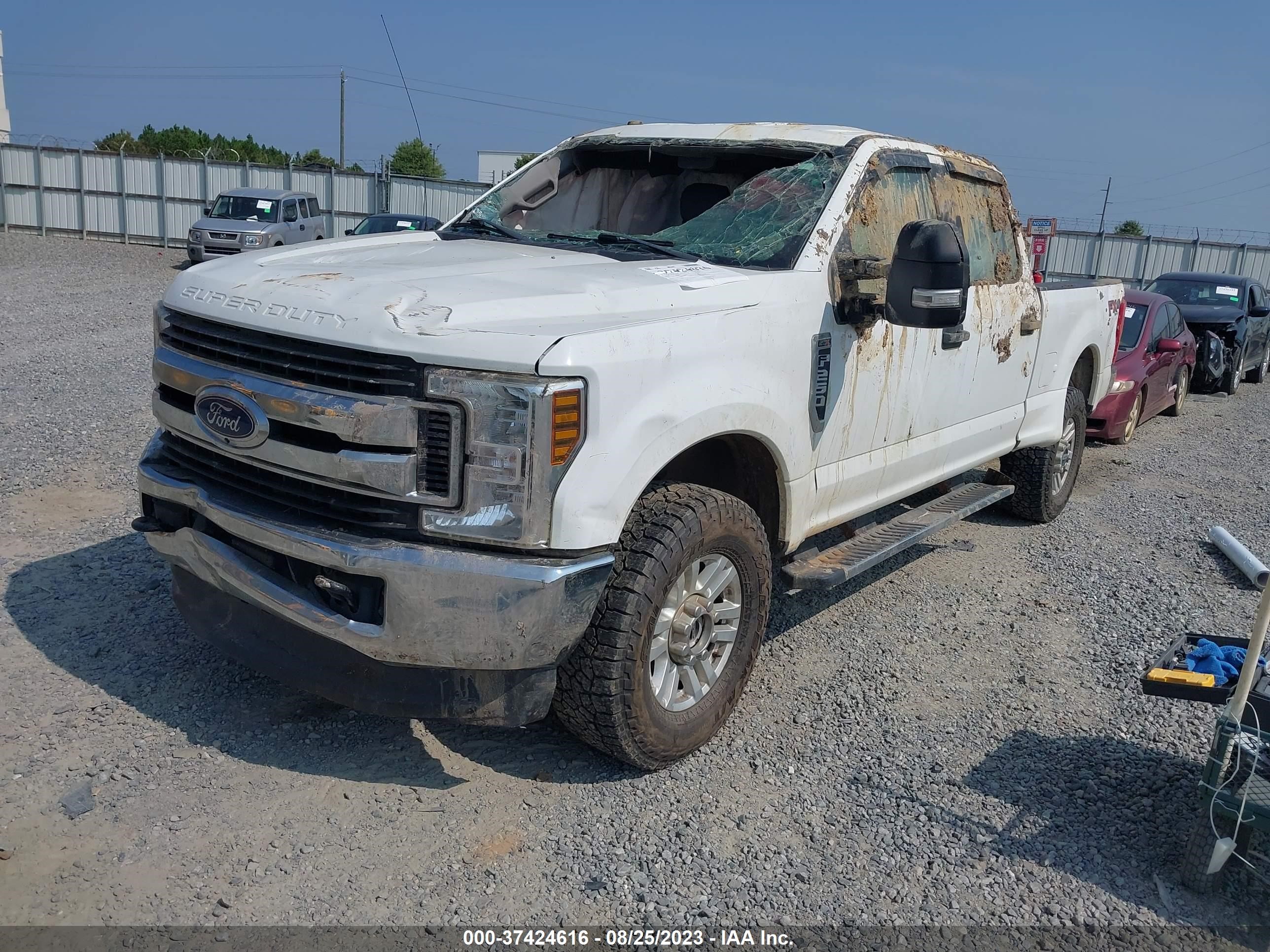 Photo 1 VIN: 1FT7W2B60KEC27592 - FORD F250 