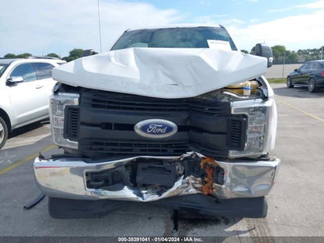 Photo 5 VIN: 1FT7W2B60KEG58417 - FORD F-250 