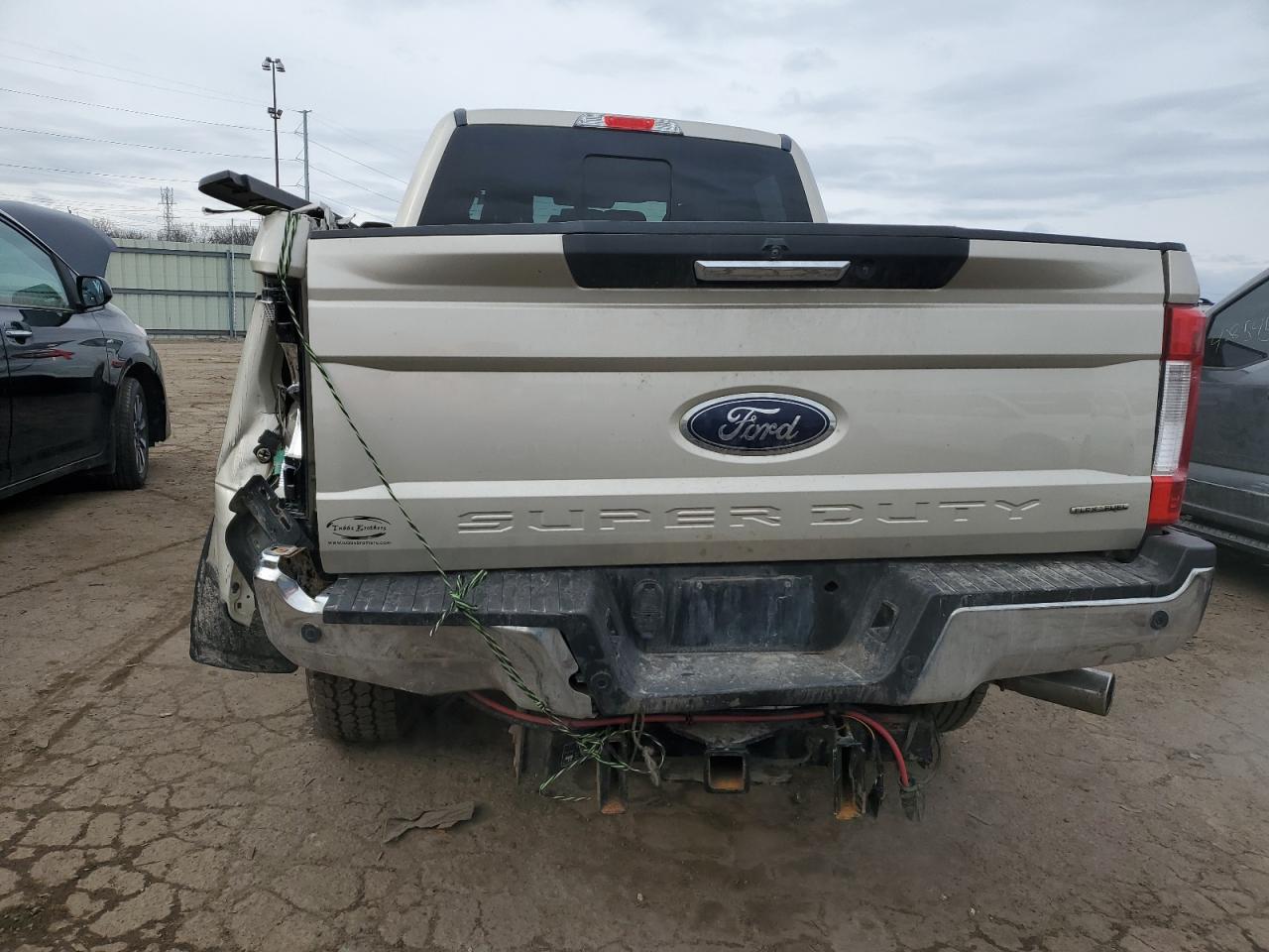 Photo 5 VIN: 1FT7W2B61HEB46268 - FORD F250 