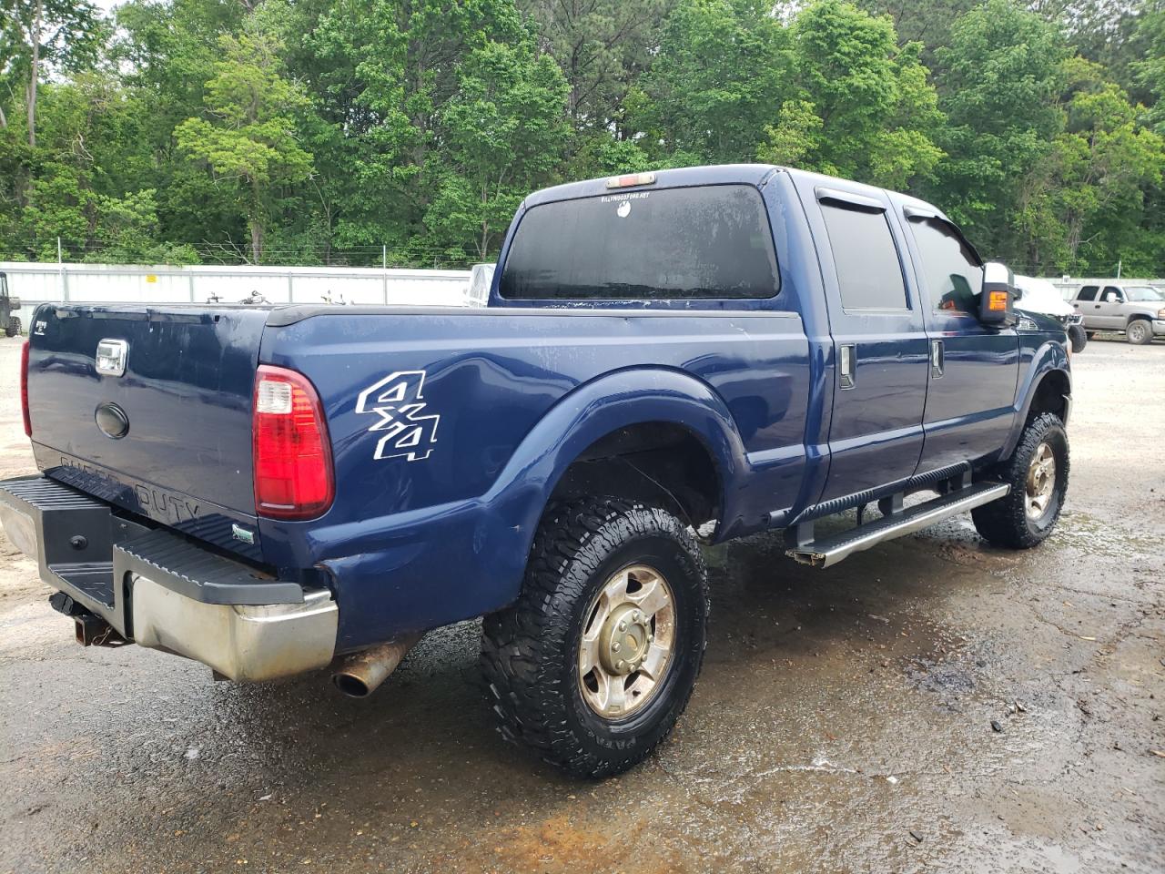 Photo 2 VIN: 1FT7W2B62BEC80004 - FORD F250 