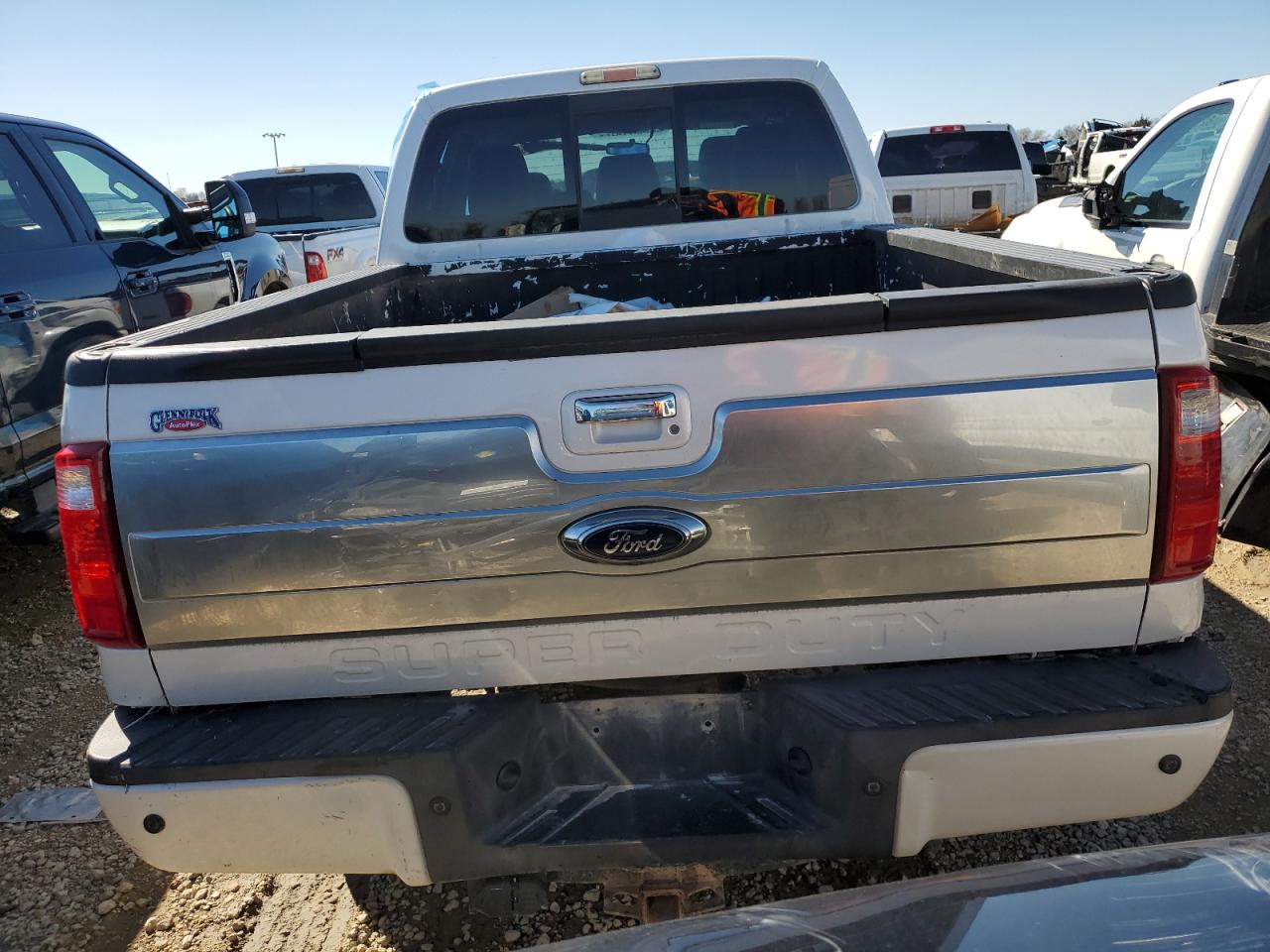 Photo 5 VIN: 1FT7W2B64FEB21698 - FORD F250 