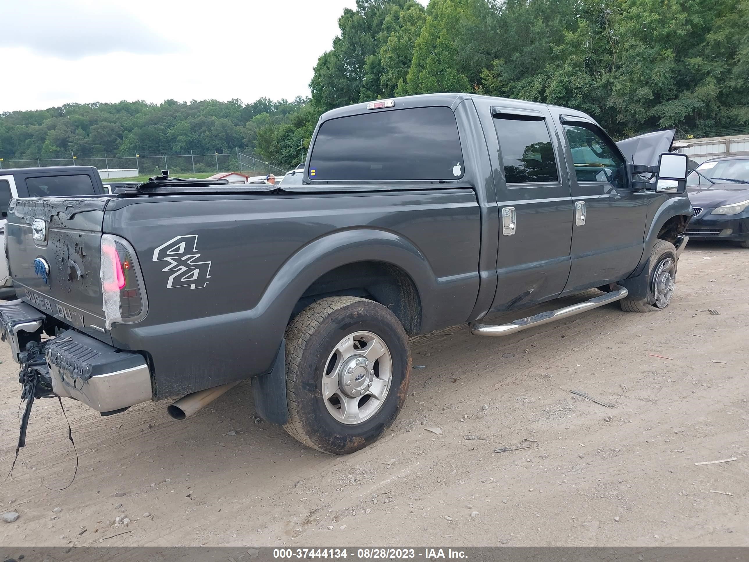 Photo 3 VIN: 1FT7W2B64FEB92335 - FORD F250 