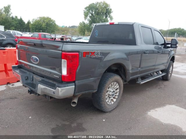 Photo 3 VIN: 1FT7W2B64HEF46860 - FORD F-250 