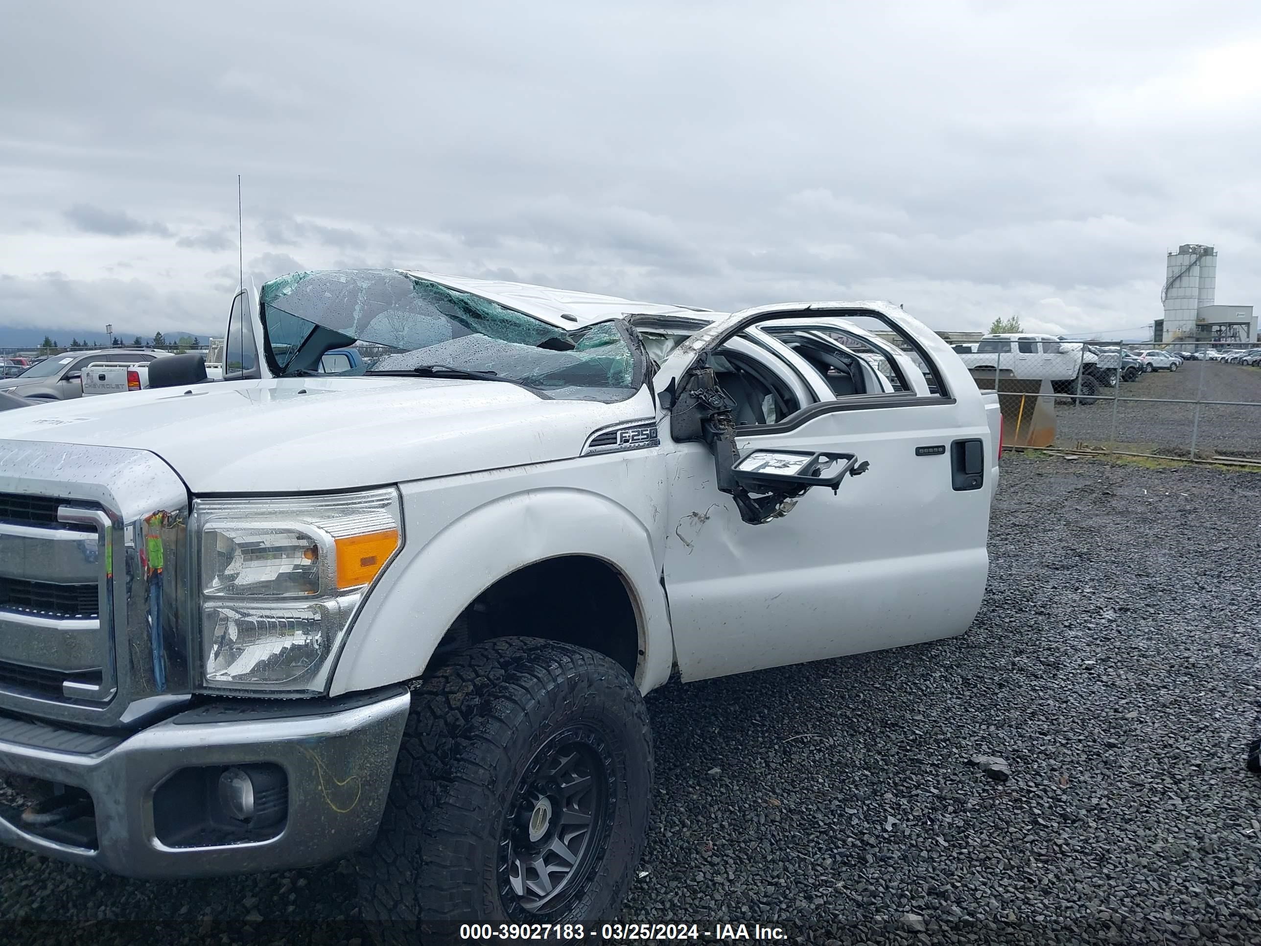 Photo 5 VIN: 1FT7W2B65CEA03090 - FORD F250 