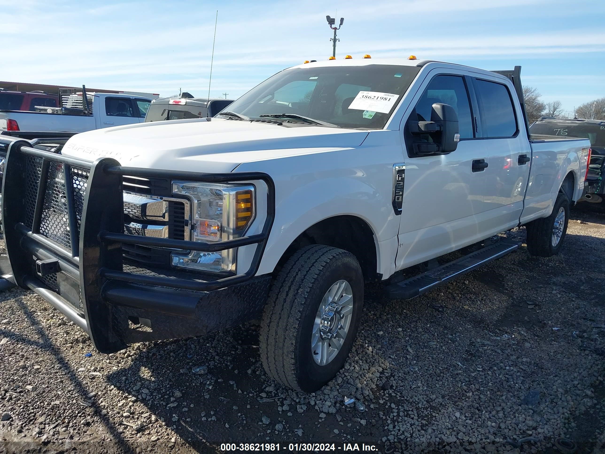 Photo 1 VIN: 1FT7W2B65JEC98253 - FORD F250 