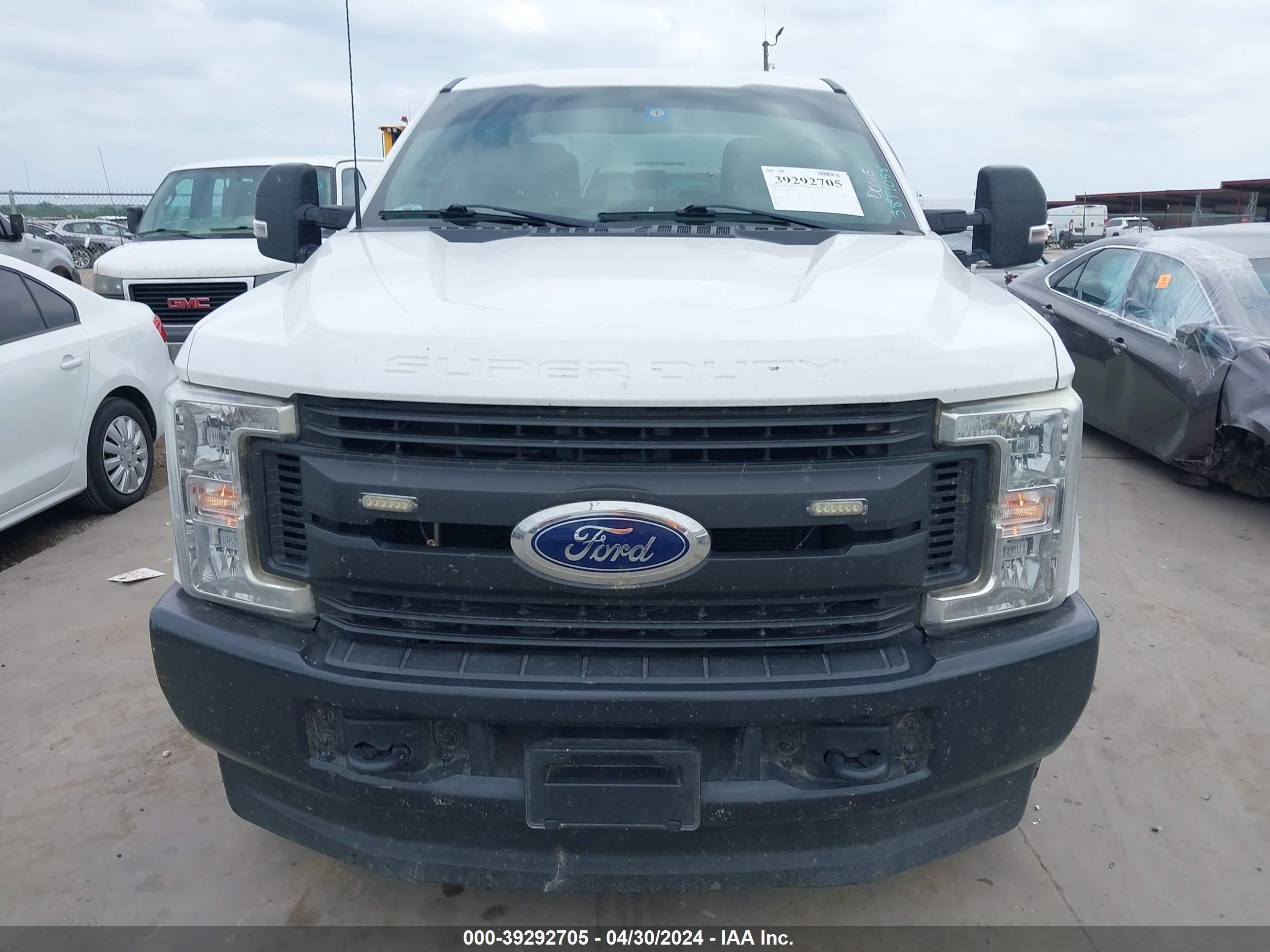 Photo 11 VIN: 1FT7W2B66KEC41416 - FORD F250 