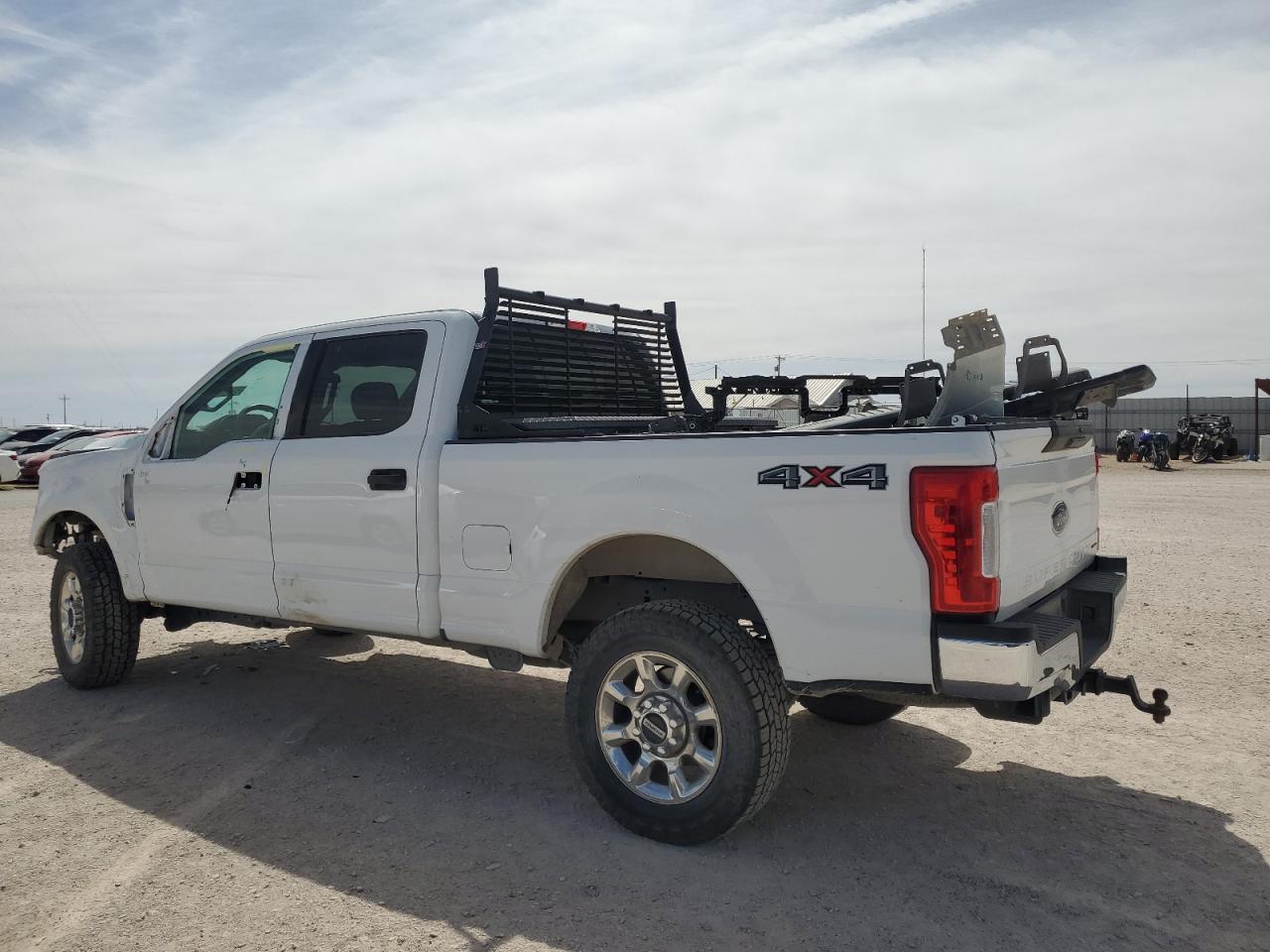 Photo 1 VIN: 1FT7W2B66KEE34388 - FORD F250 