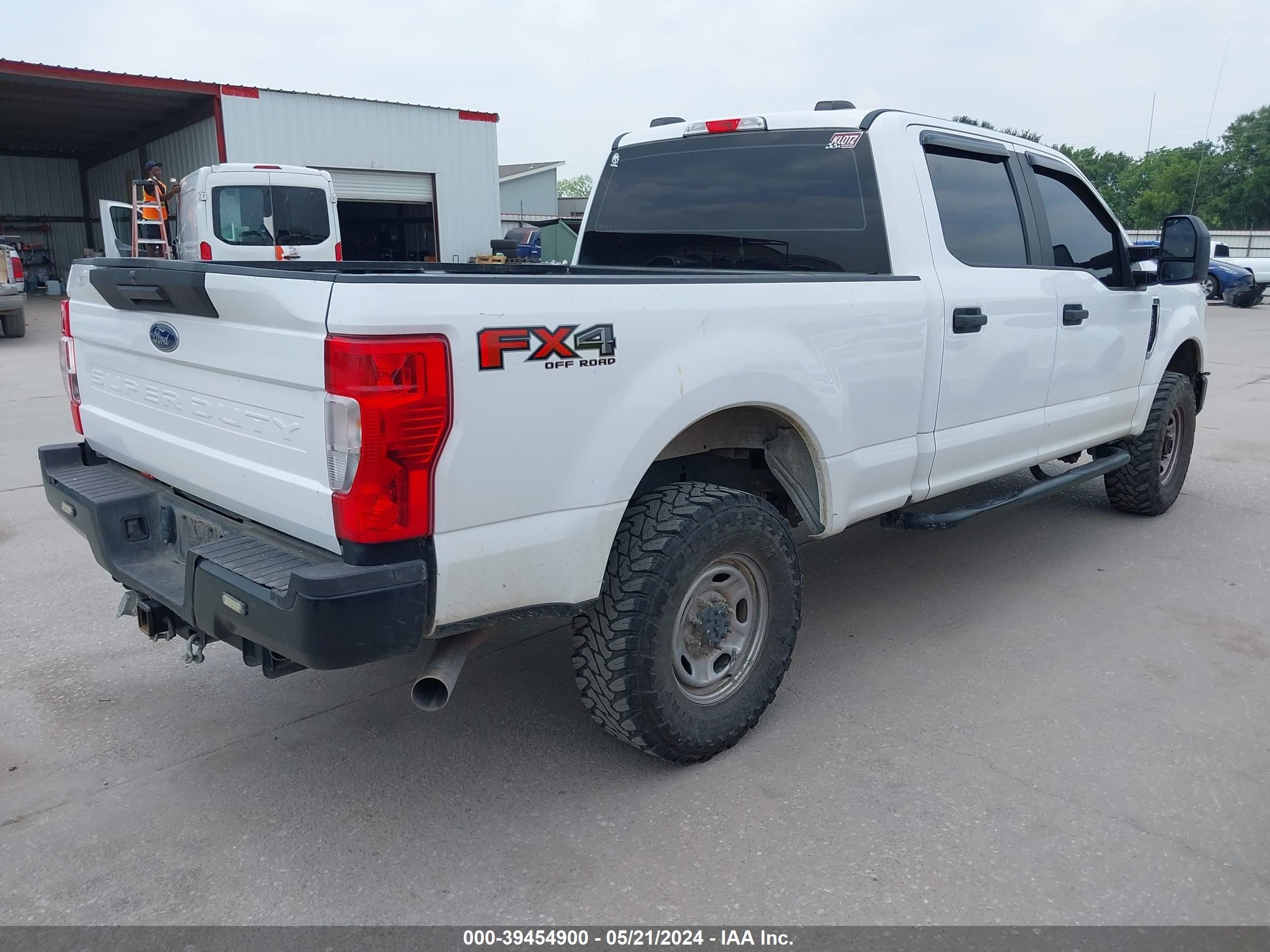 Photo 3 VIN: 1FT7W2B66MEC69560 - FORD F250 