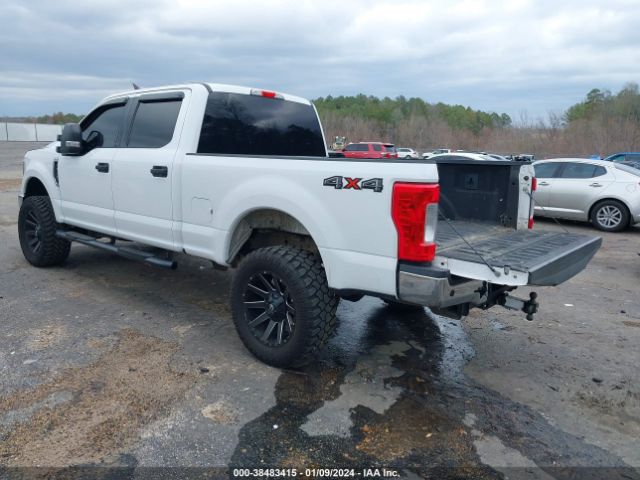 Photo 2 VIN: 1FT7W2B68HEB16426 - FORD F-250 