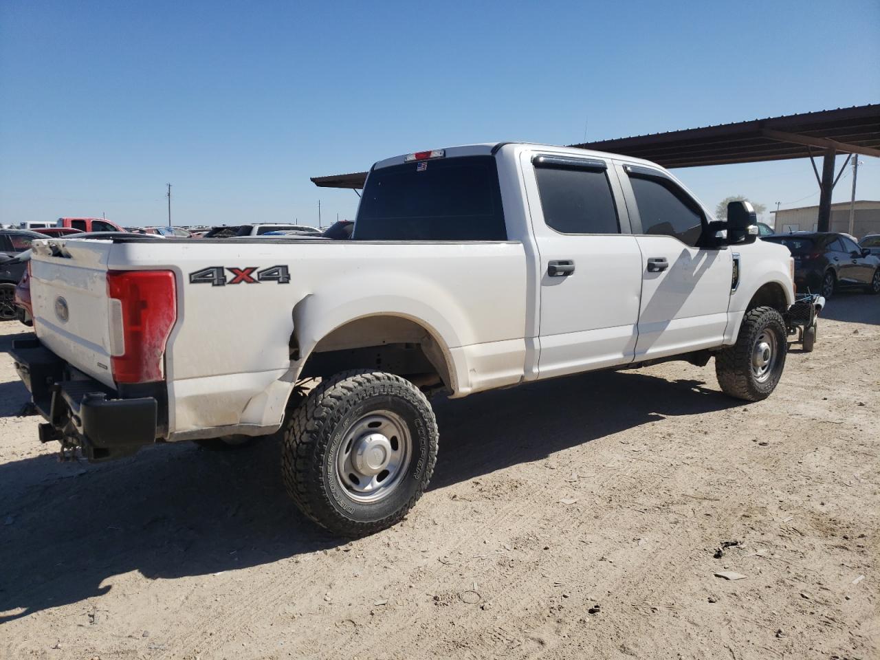 Photo 2 VIN: 1FT7W2B68HEF24750 - FORD F250 