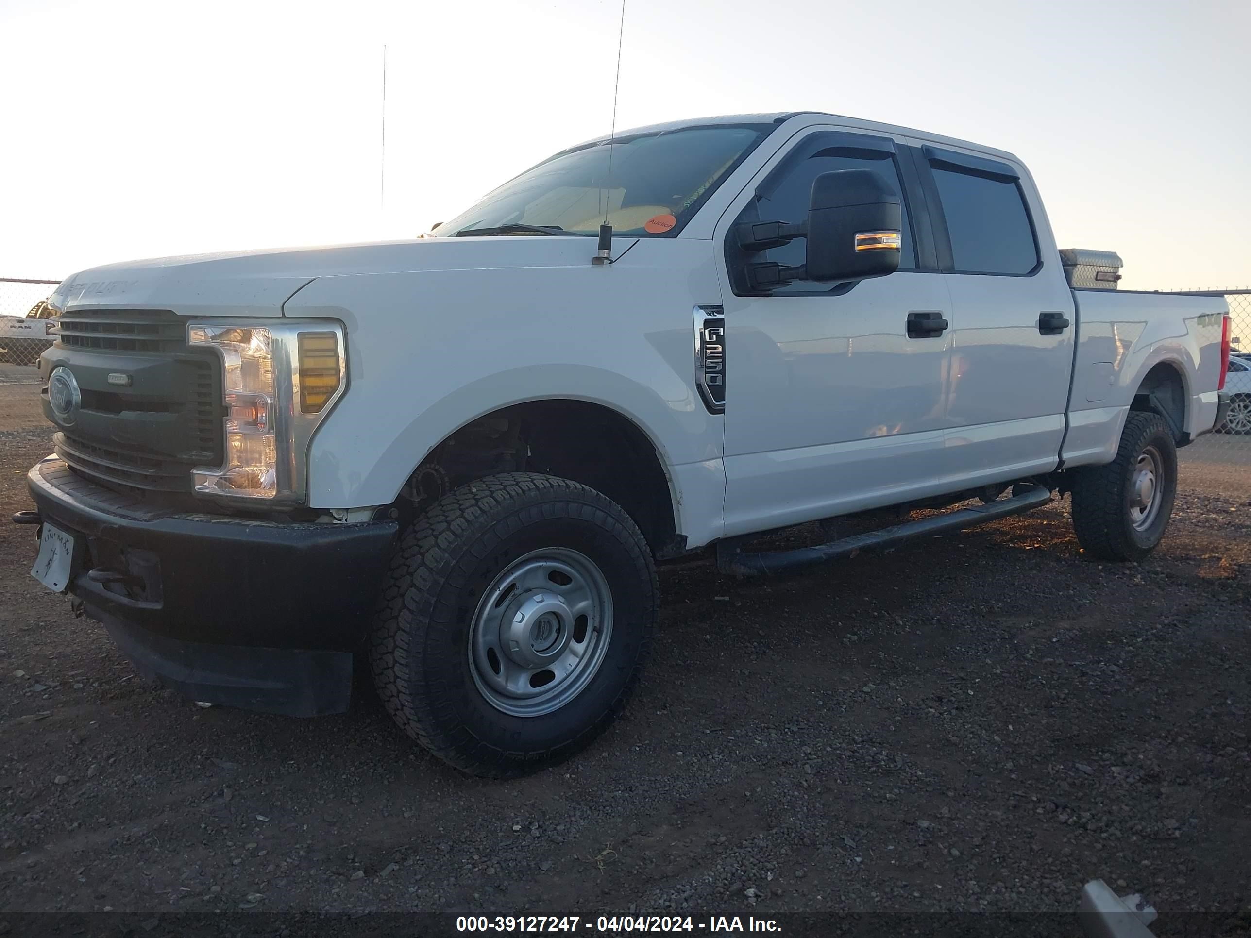 Photo 1 VIN: 1FT7W2B68JEC62685 - FORD F250 