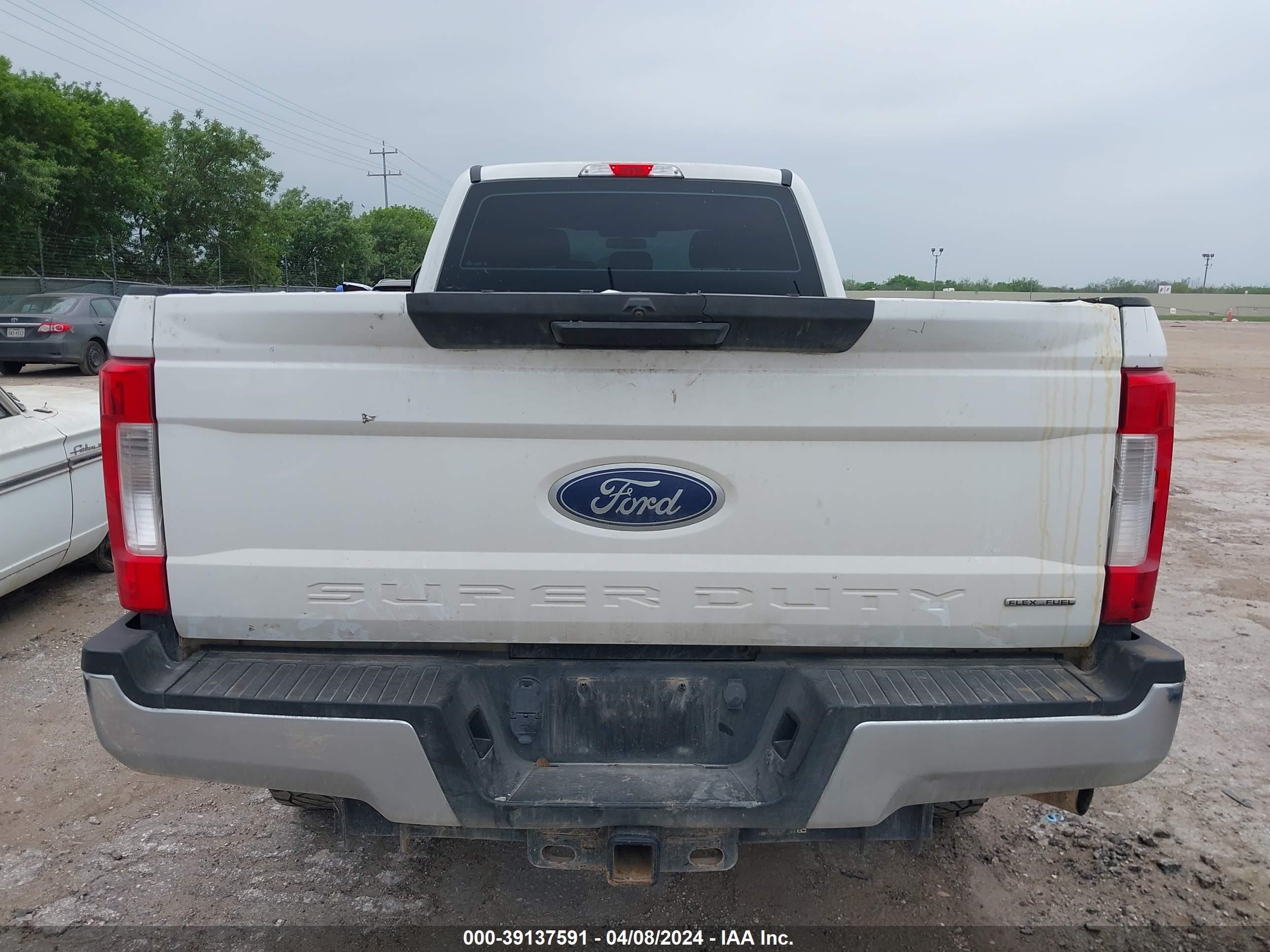 Photo 15 VIN: 1FT7W2B68KEF23962 - FORD F250 