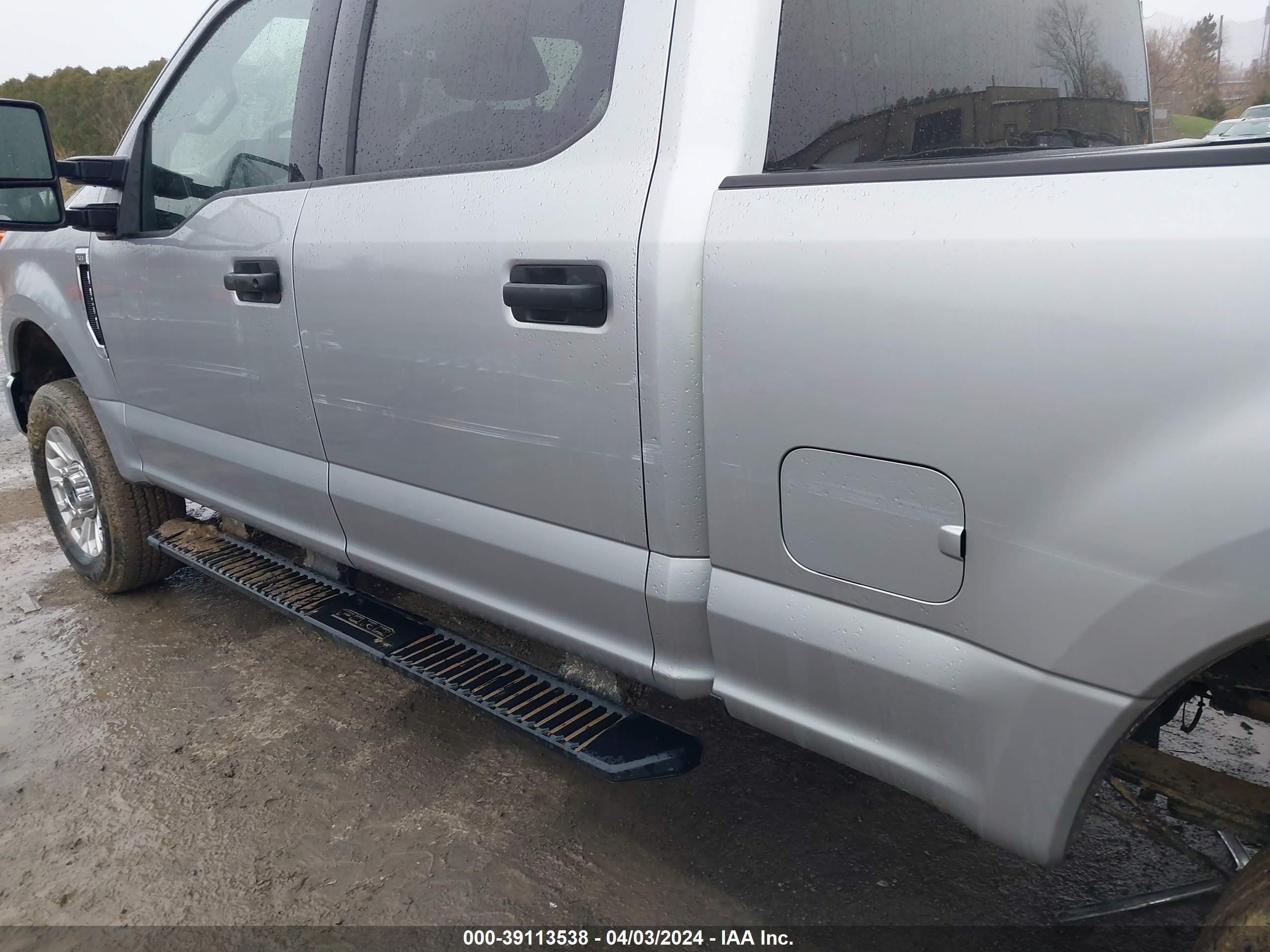 Photo 11 VIN: 1FT7W2B68NEF06566 - FORD F250 