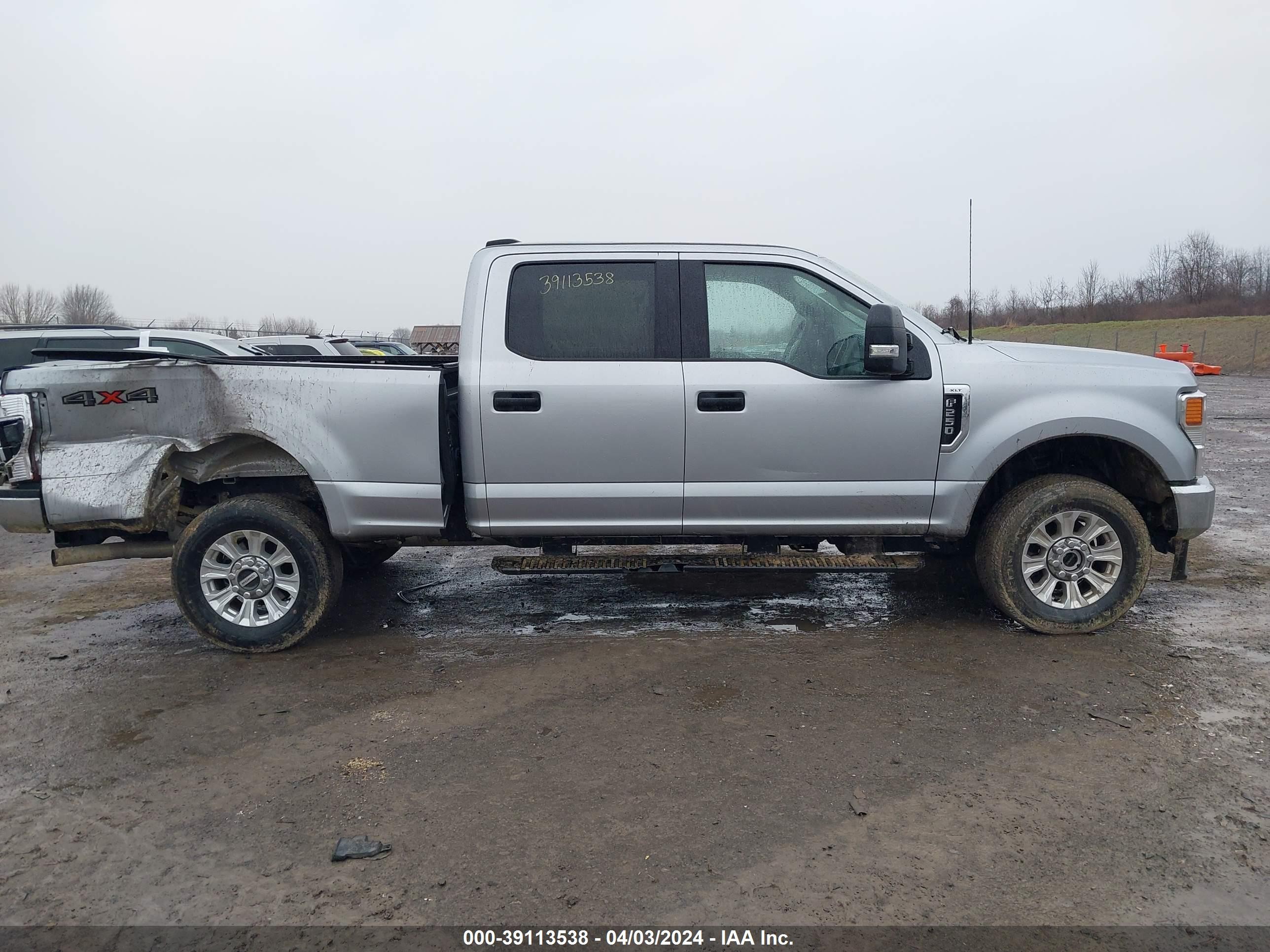 Photo 13 VIN: 1FT7W2B68NEF06566 - FORD F250 