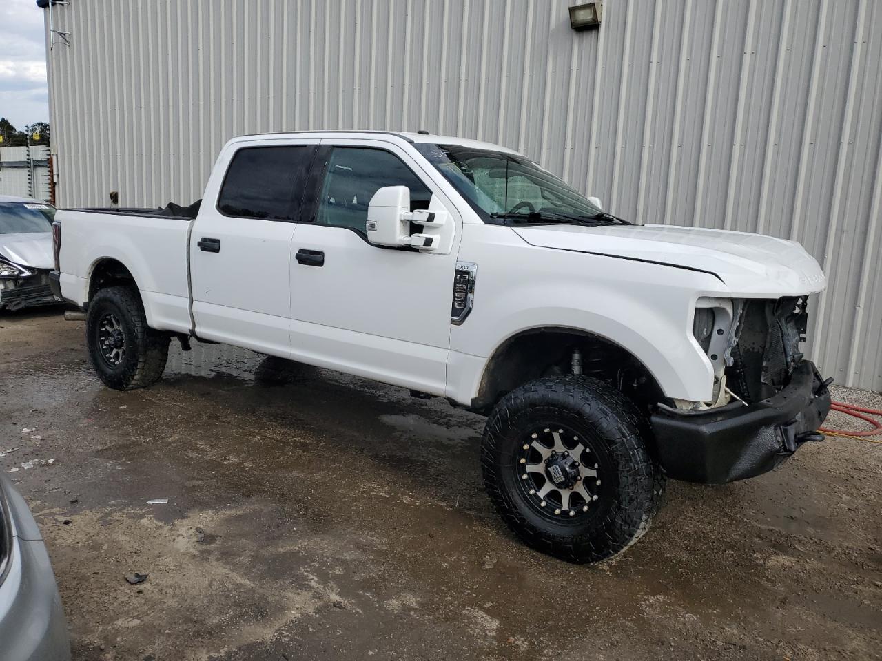 Photo 3 VIN: 1FT7W2B69JEB38652 - FORD F250 