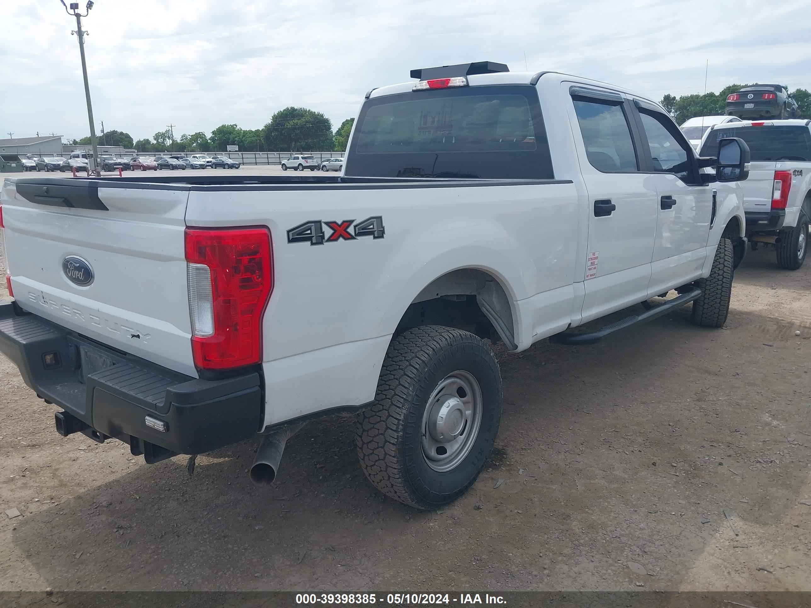 Photo 3 VIN: 1FT7W2B69KEG06297 - FORD F250 