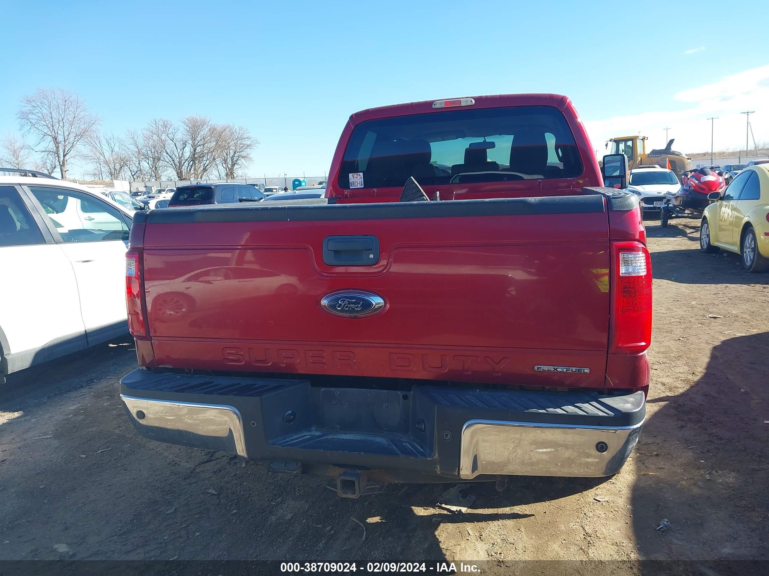 Photo 15 VIN: 1FT7W2B6XFED40438 - FORD F250 