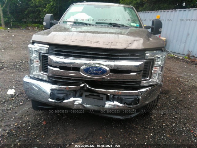 Photo 5 VIN: 1FT7W2B6XJEC80654 - FORD SUPER DUTY F-250 SRW 