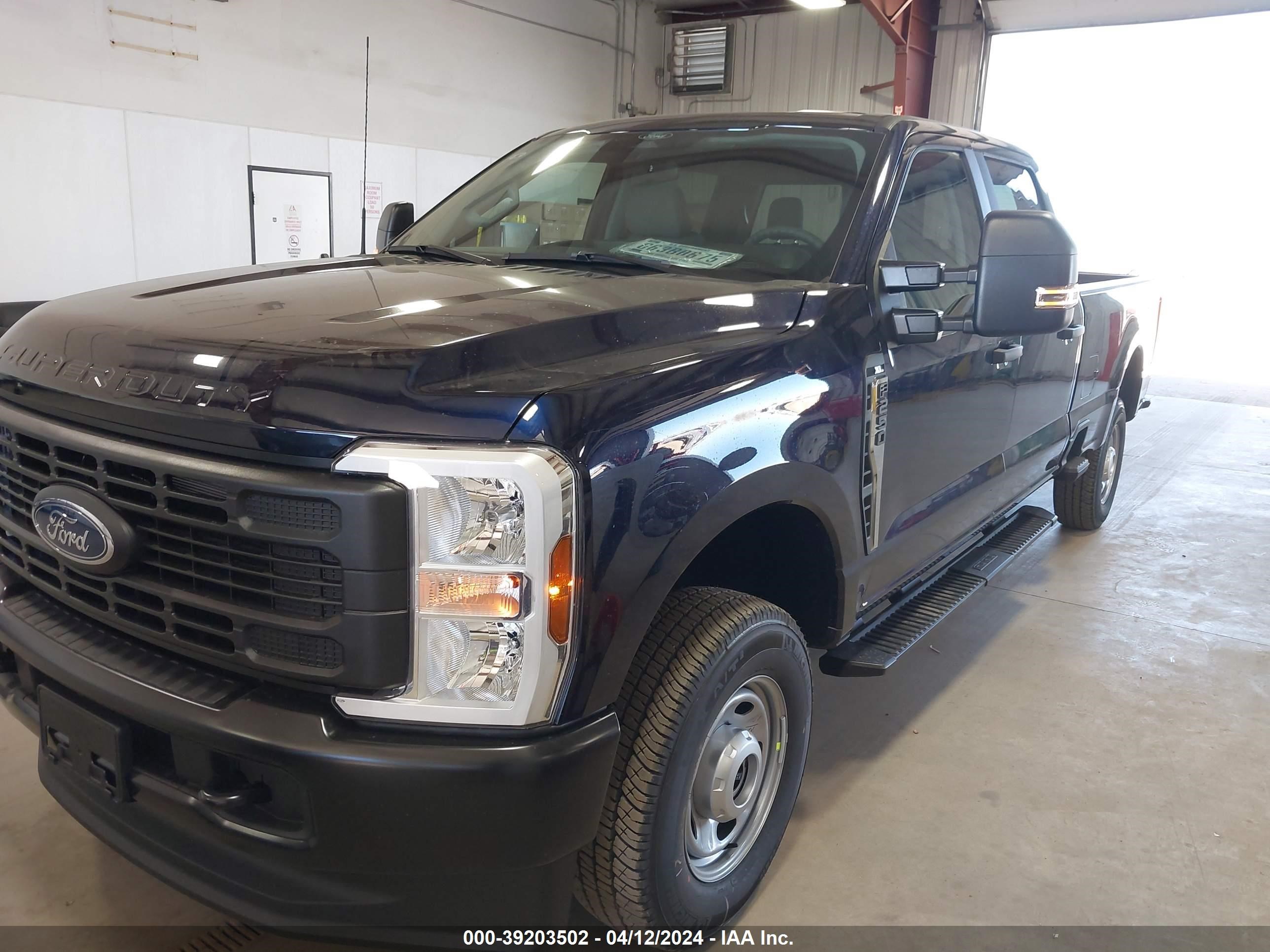 Photo 1 VIN: 1FT7W2BA3RED59101 - FORD F250 