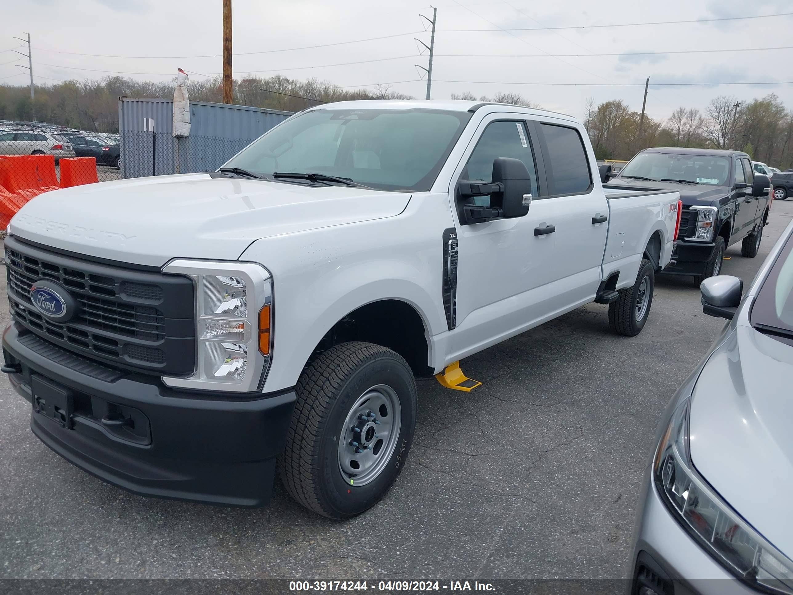 Photo 1 VIN: 1FT7W2BA7RED57870 - FORD F250 