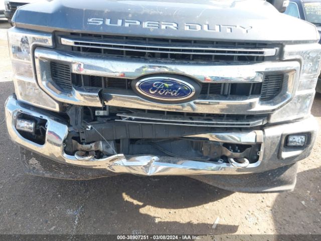 Photo 5 VIN: 1FT7W2BN7NEG10103 - FORD F-250 