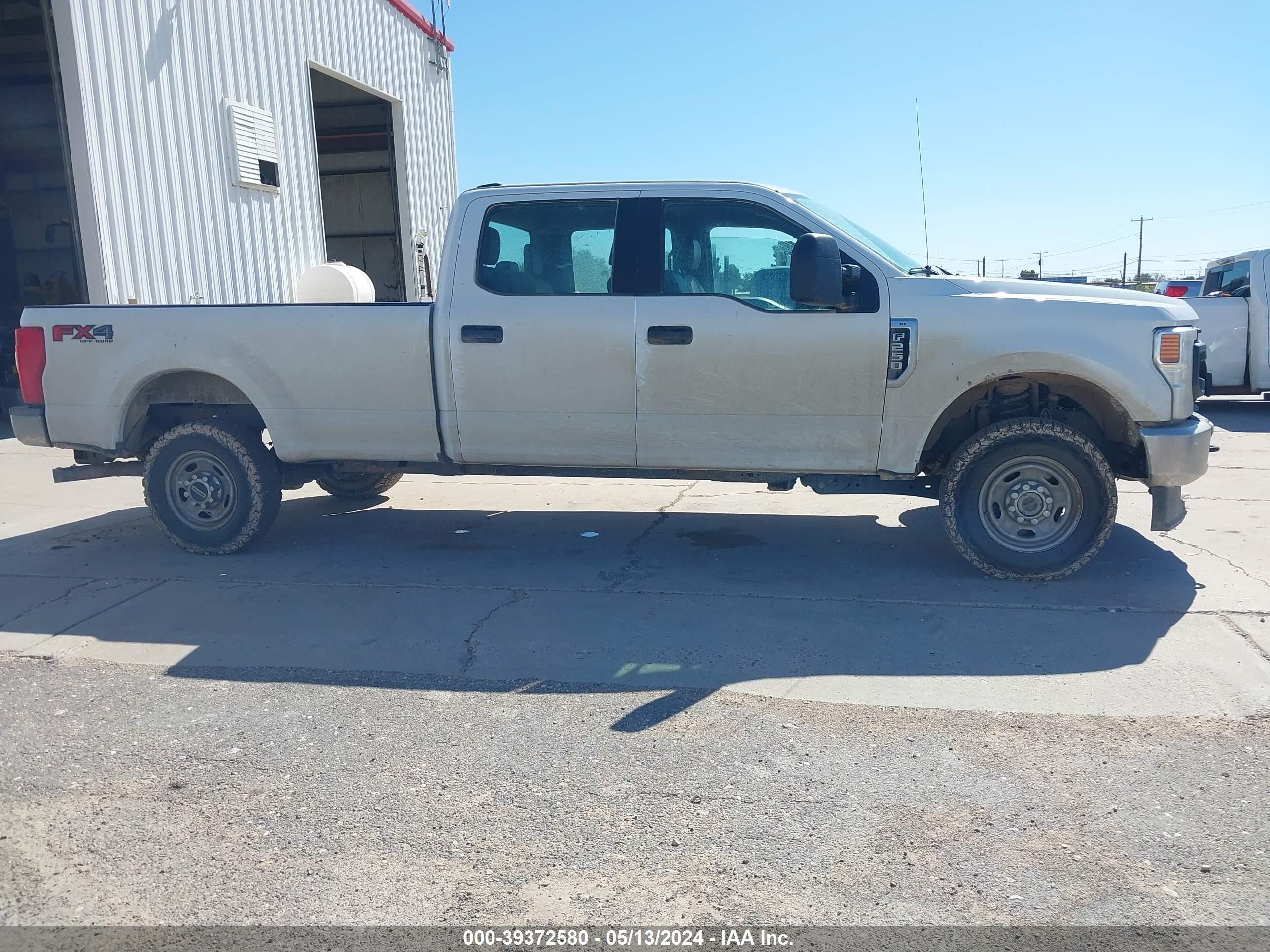 Photo 12 VIN: 1FT7W2BN9MED96102 - FORD F250 