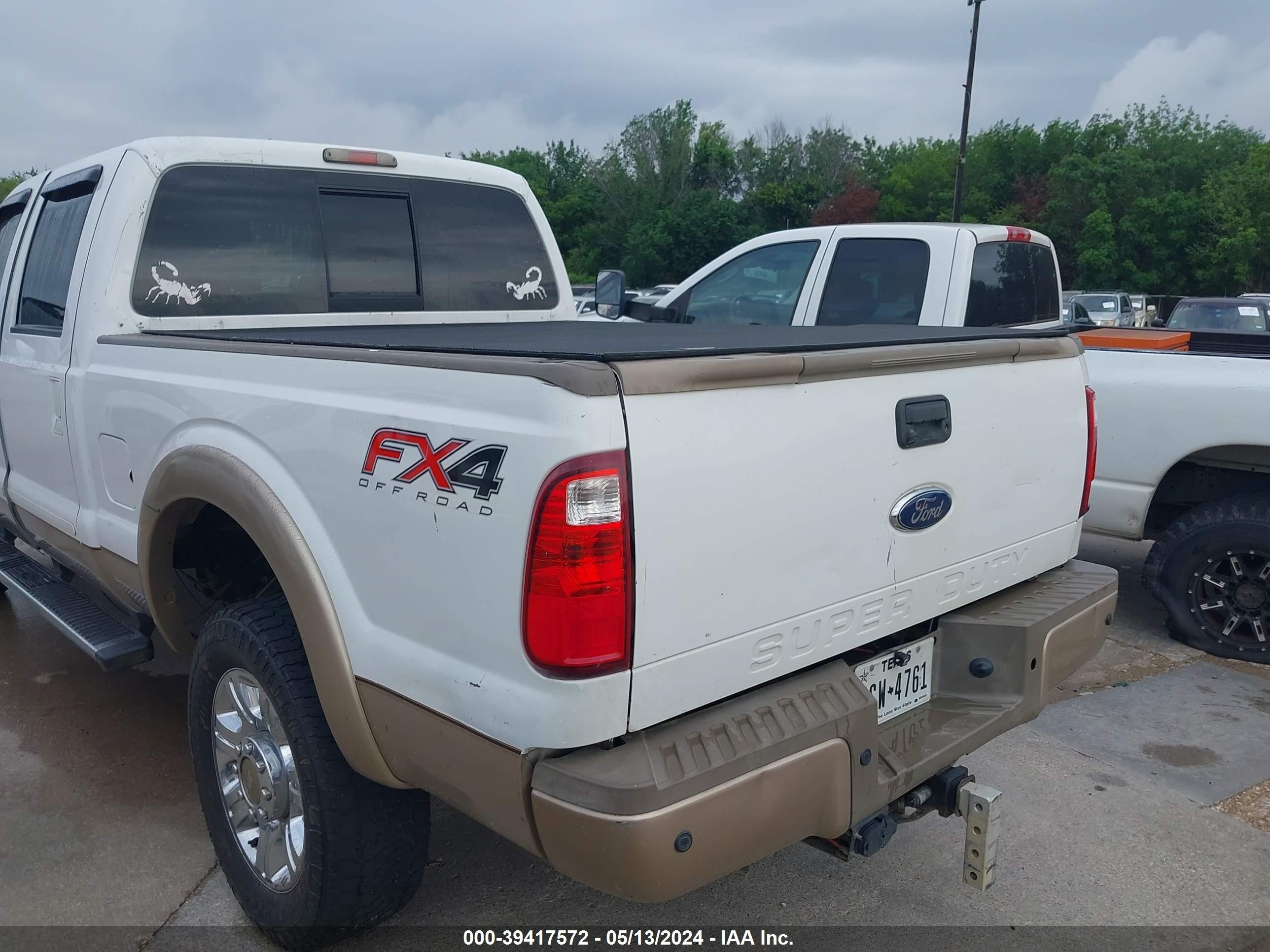 Photo 2 VIN: 1FT7W2BT0CEB21411 - FORD F250 