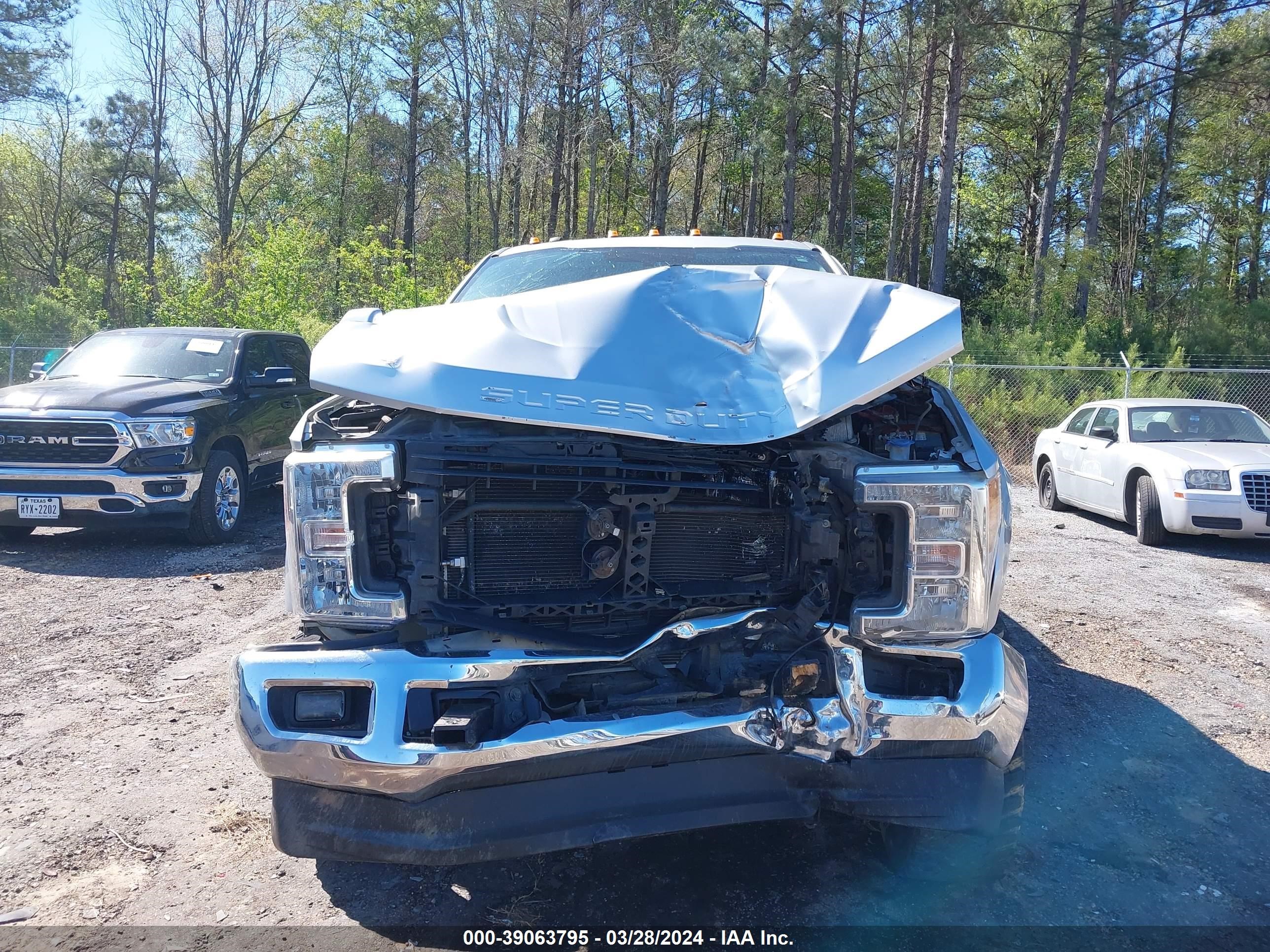 Photo 11 VIN: 1FT7W2BT0HEF30905 - FORD F250 