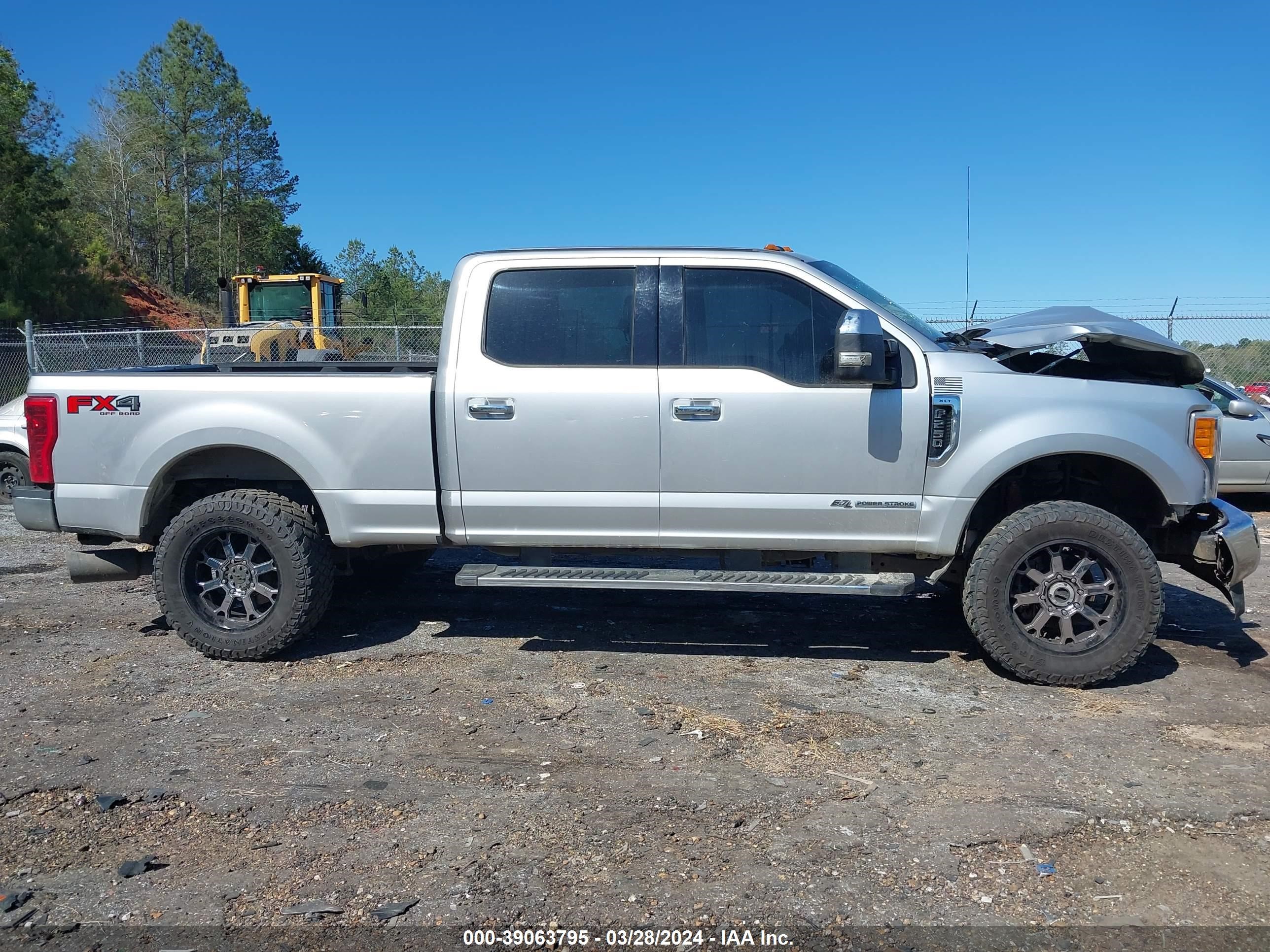 Photo 12 VIN: 1FT7W2BT0HEF30905 - FORD F250 