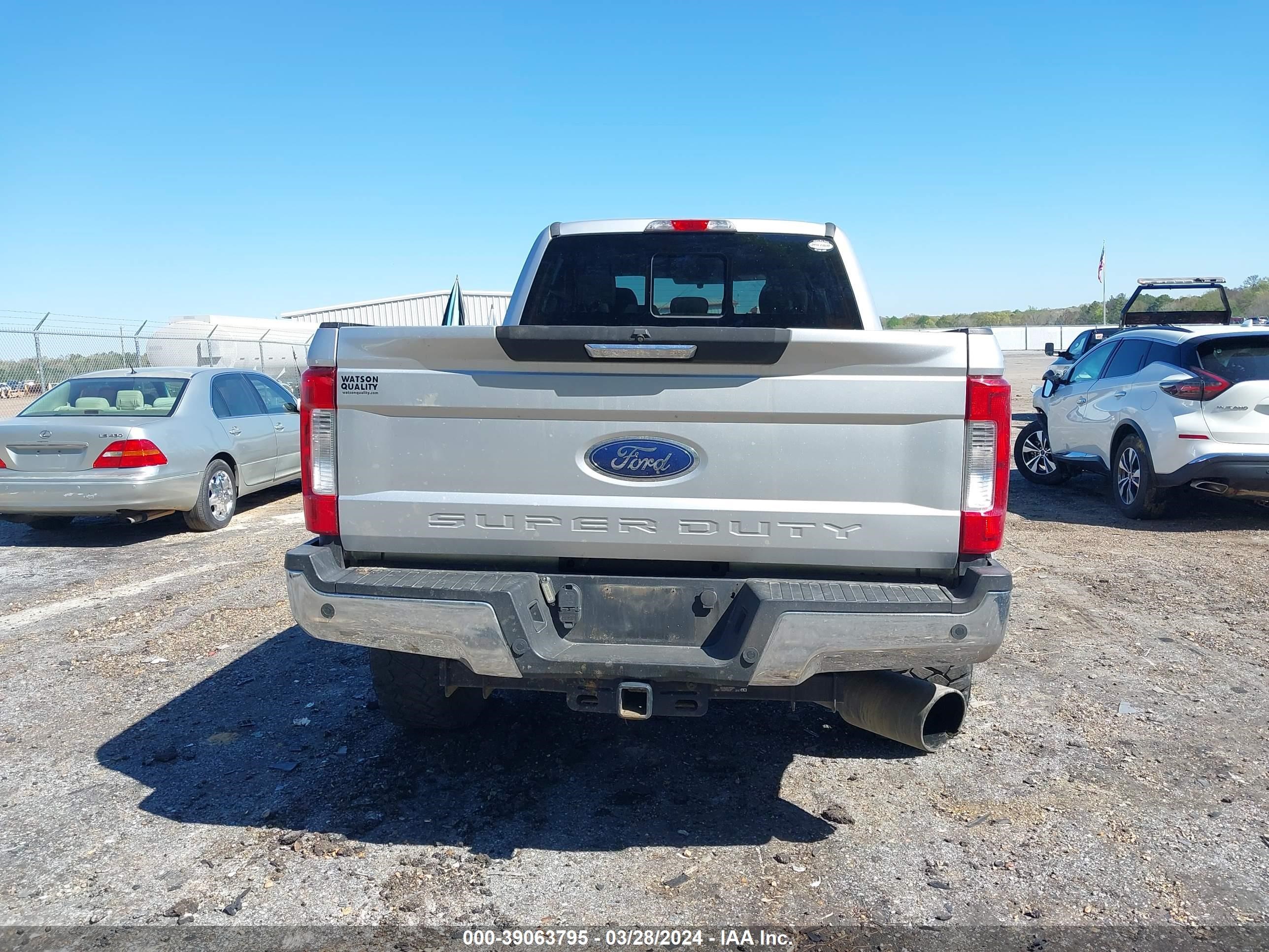 Photo 15 VIN: 1FT7W2BT0HEF30905 - FORD F250 